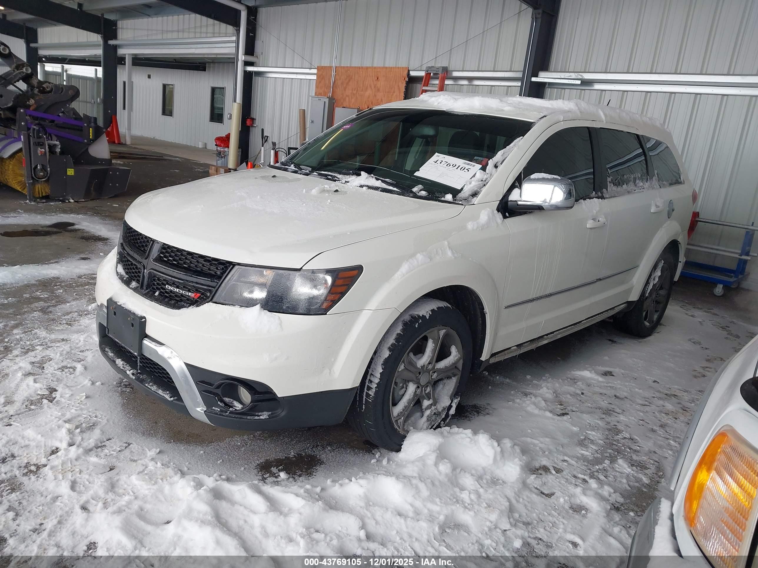 DODGE JOURNEY image 2