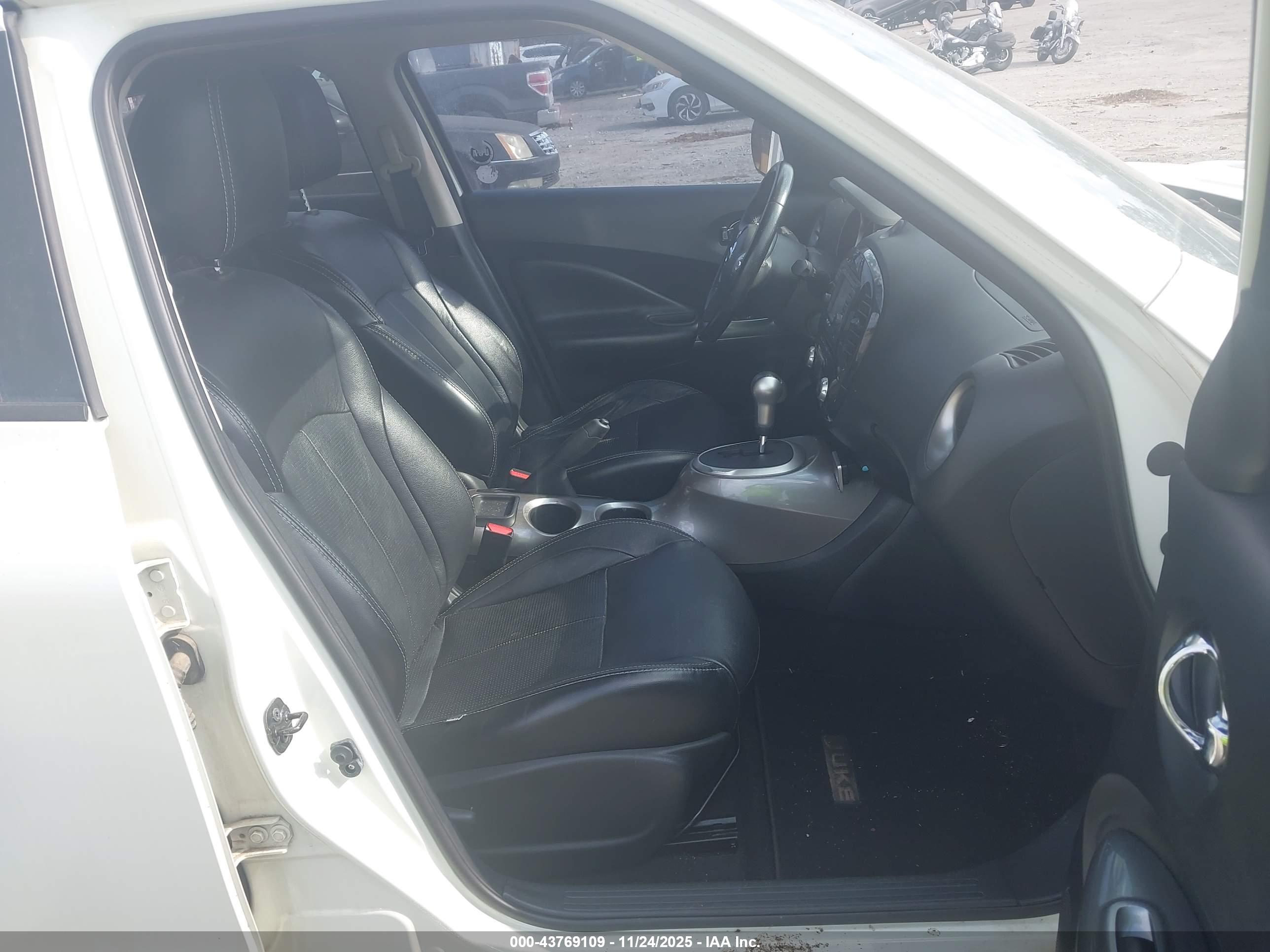 NISSAN JUKE image 5