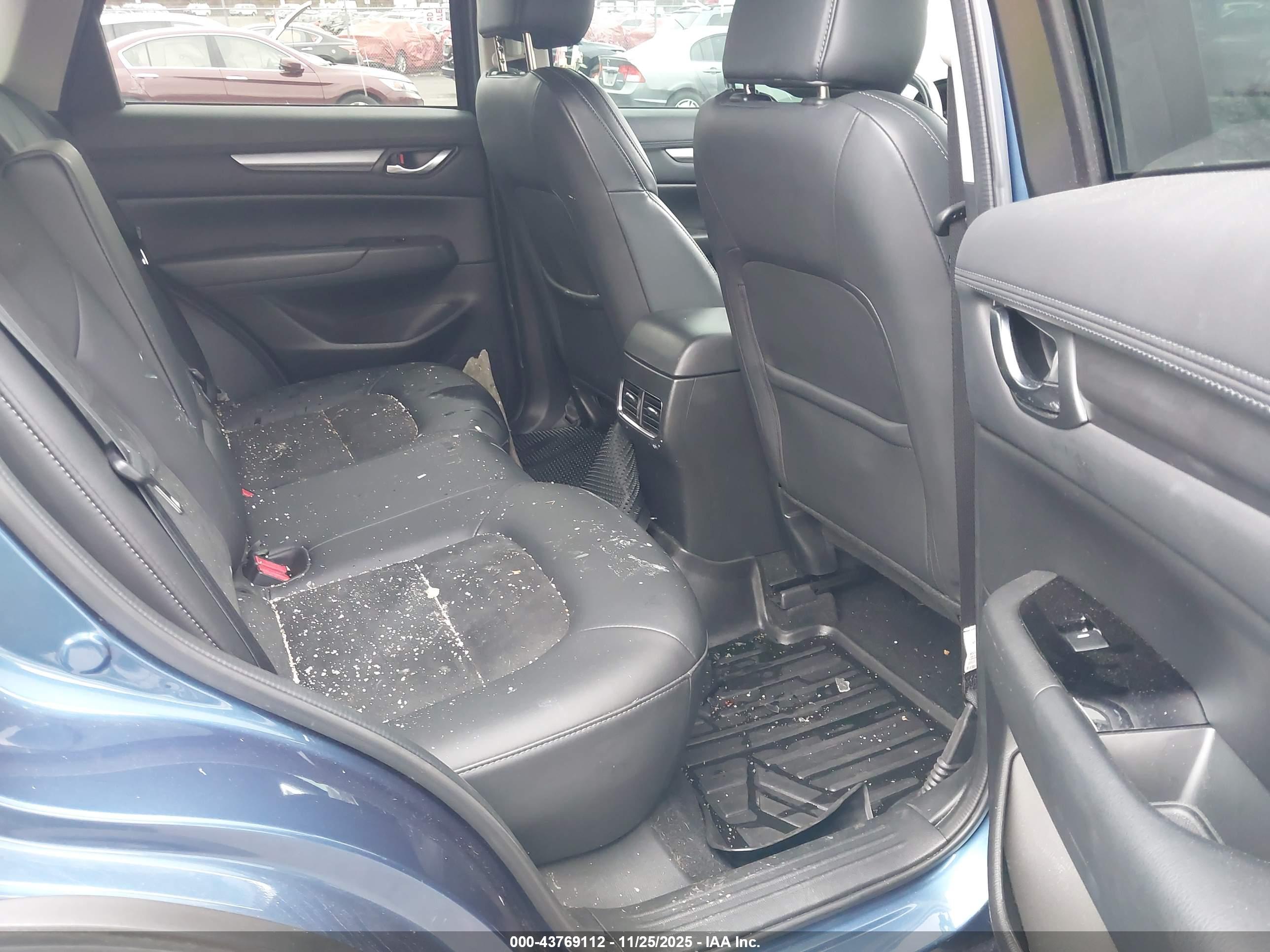 MAZDA CX-5 image 8
