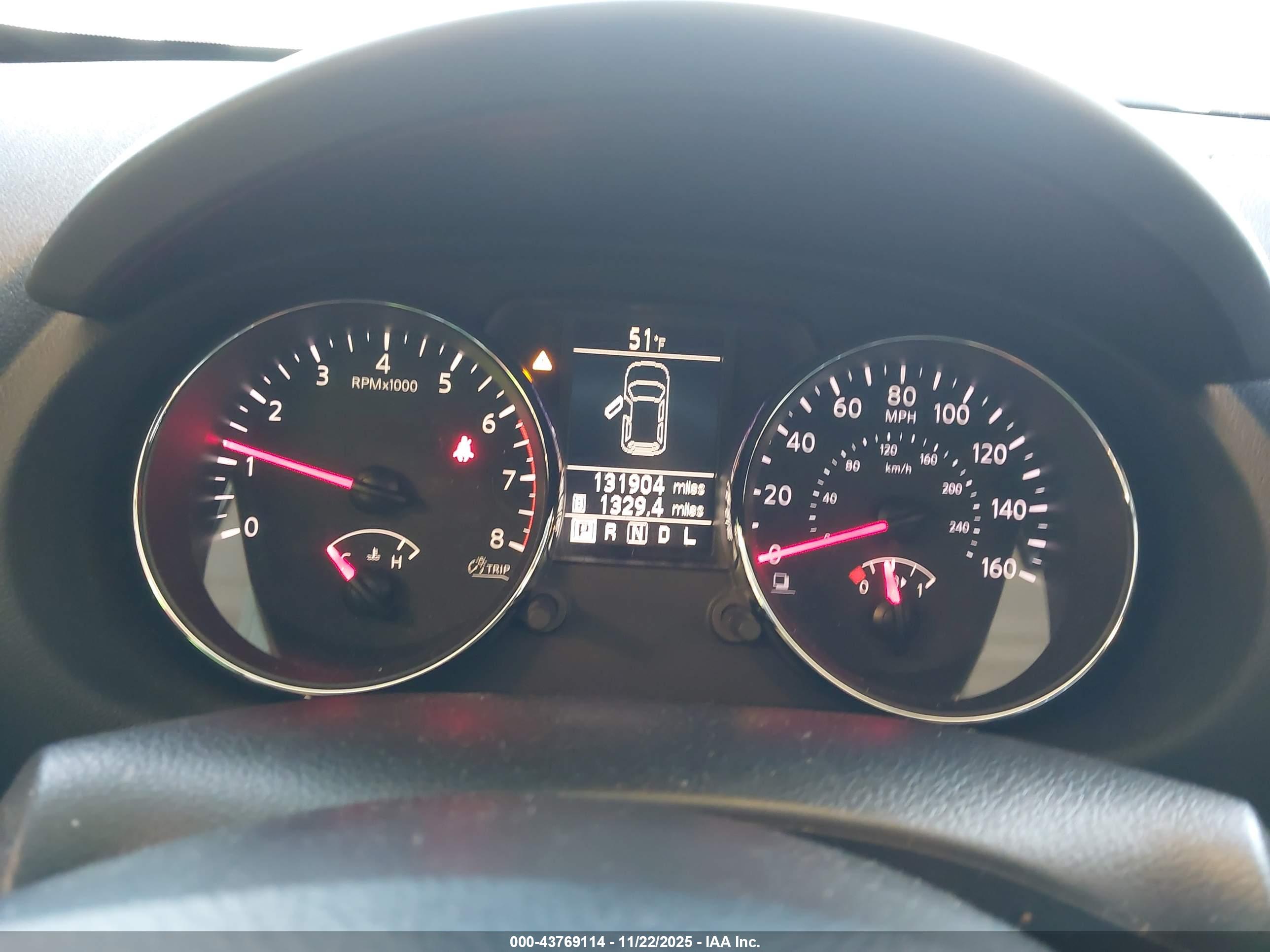 NISSAN ROGUE image 7
