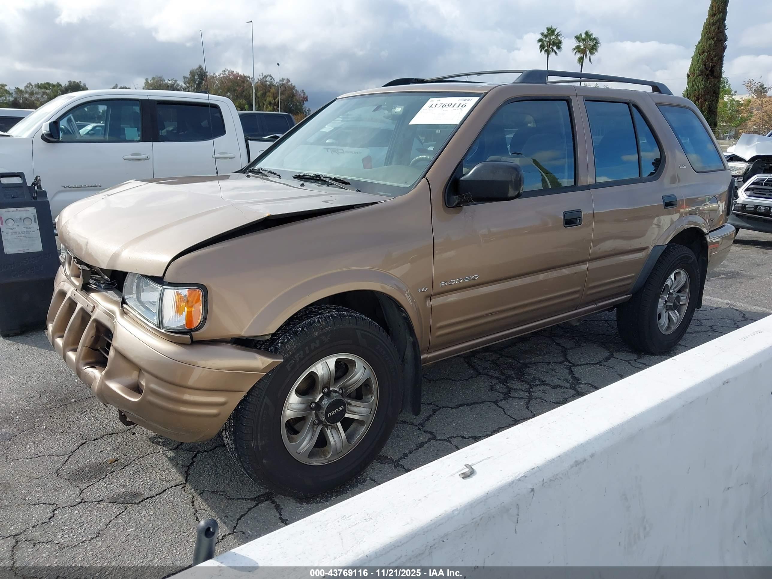 ISUZU RODEO image 2