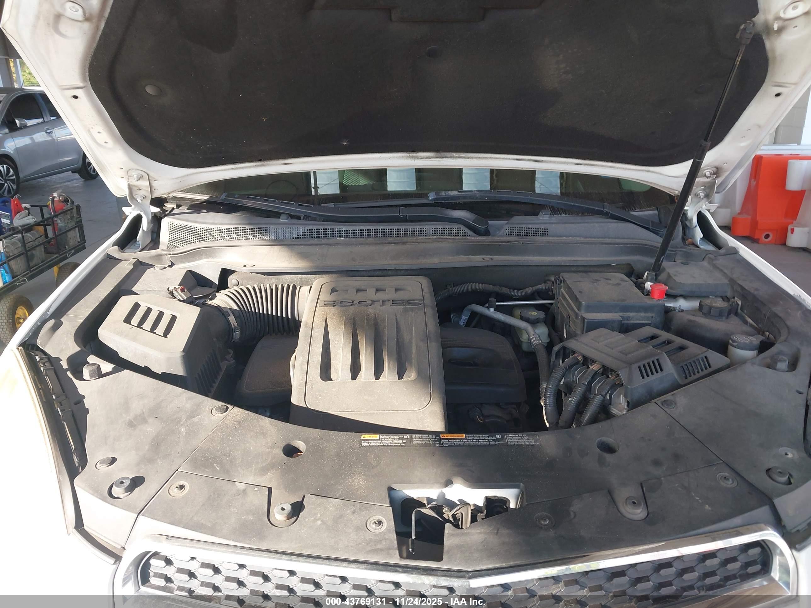 CHEVROLET EQUINOX image 10