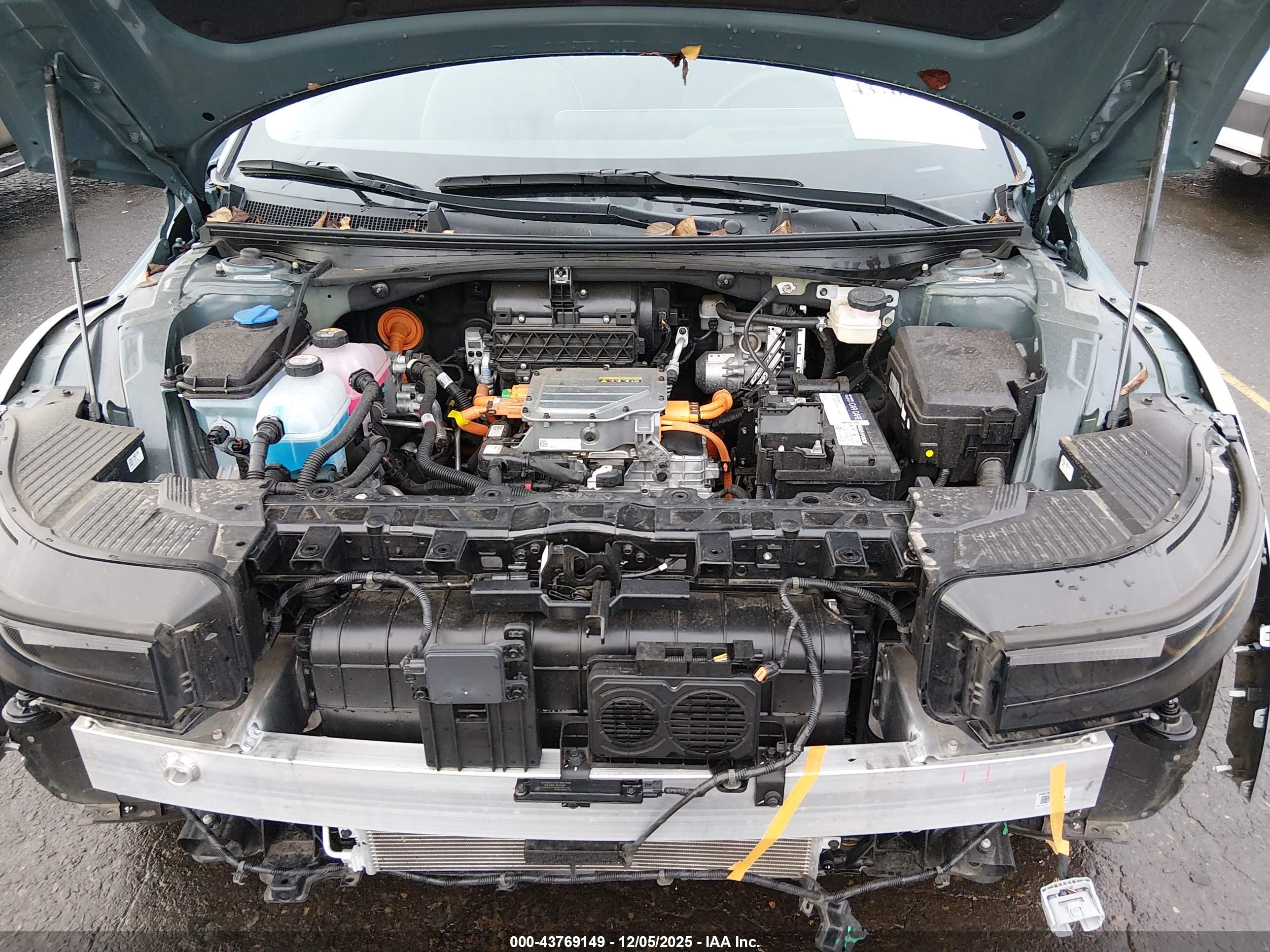 HYUNDAI IONIQ image 10