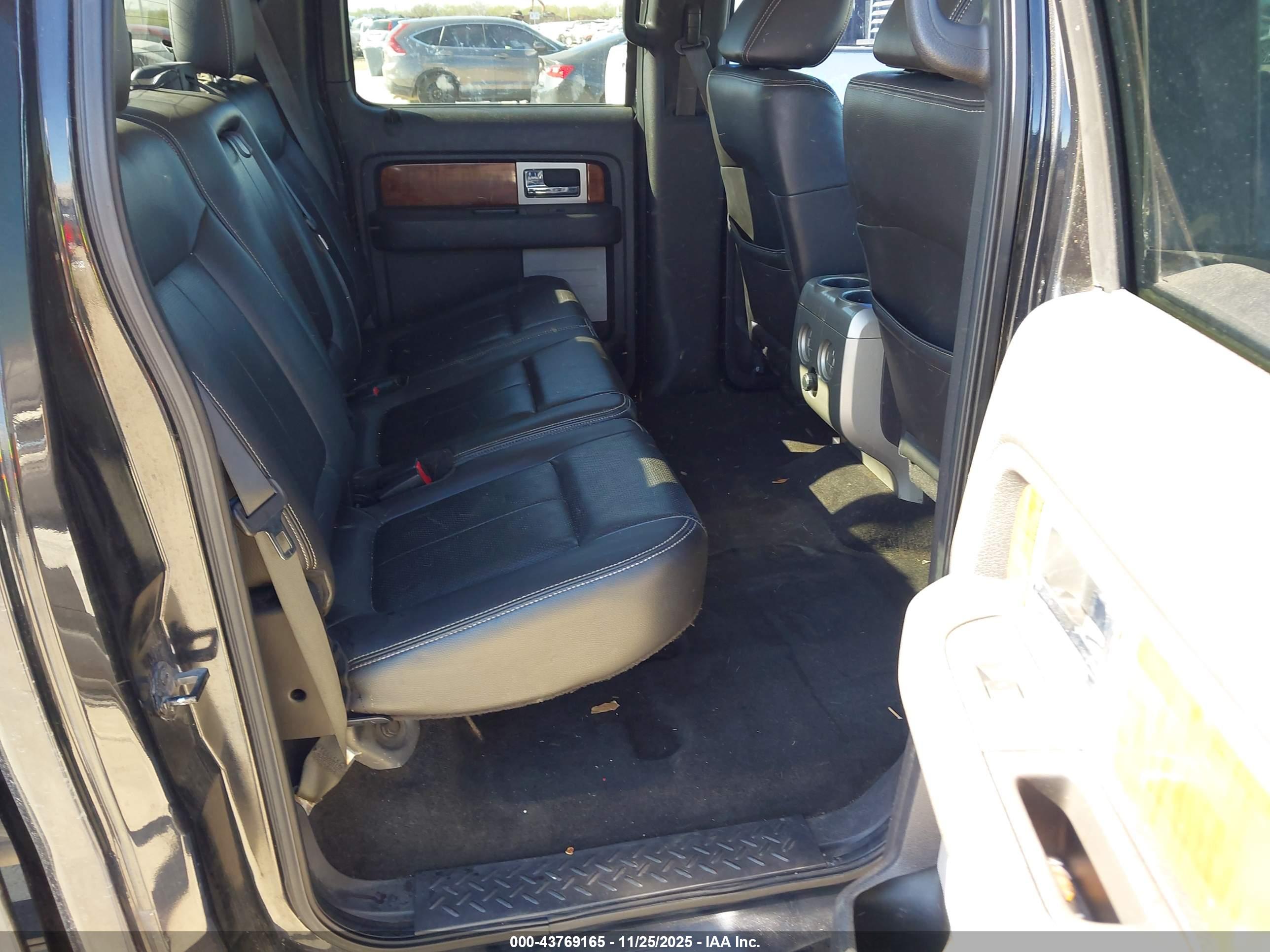 FORD F-150 image 8