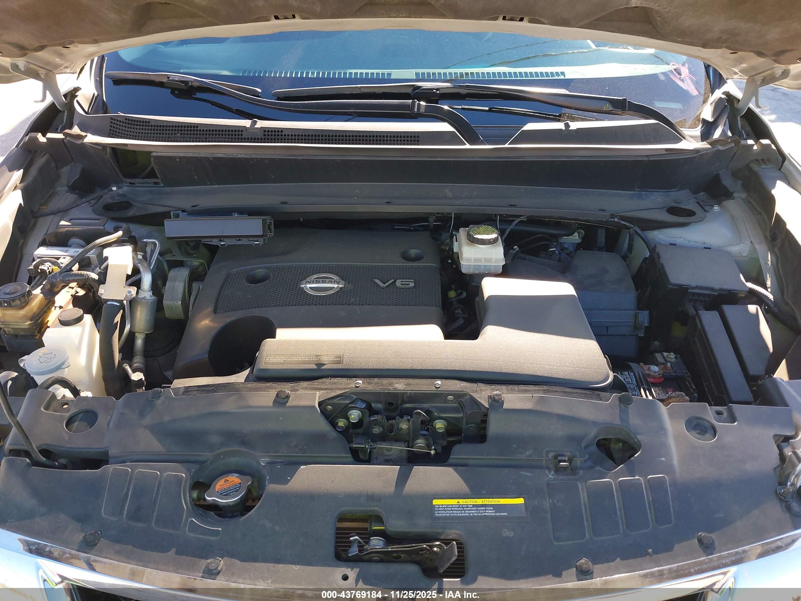 NISSAN PATHFINDER image 10