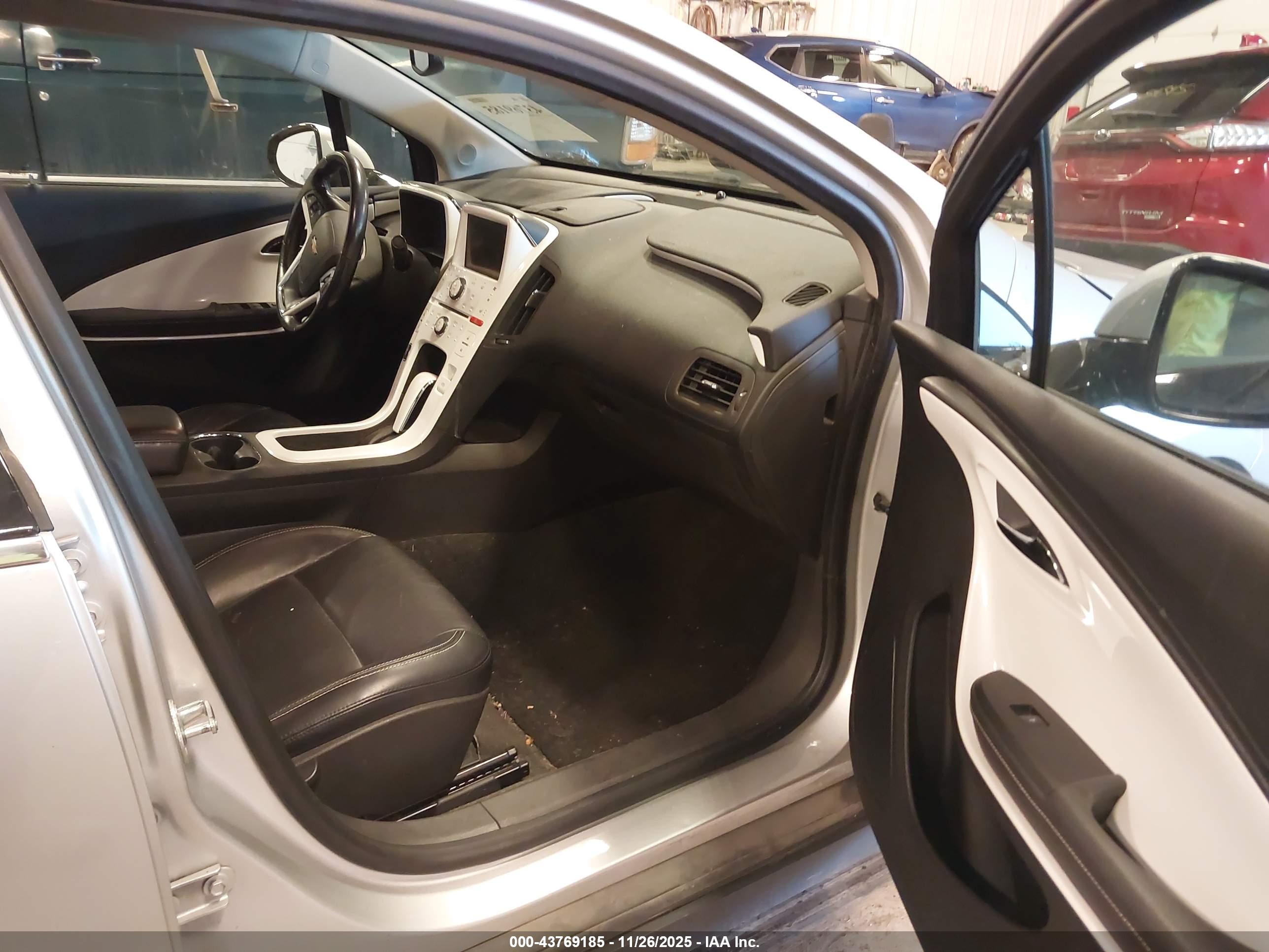 CHEVROLET VOLT image 5