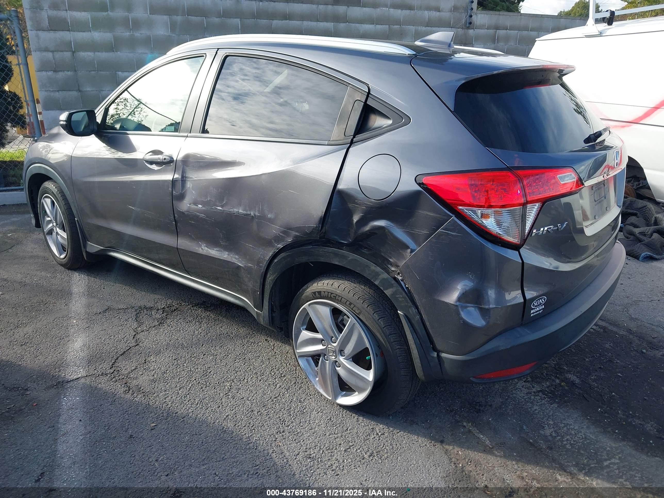 HONDA HR-V image 3