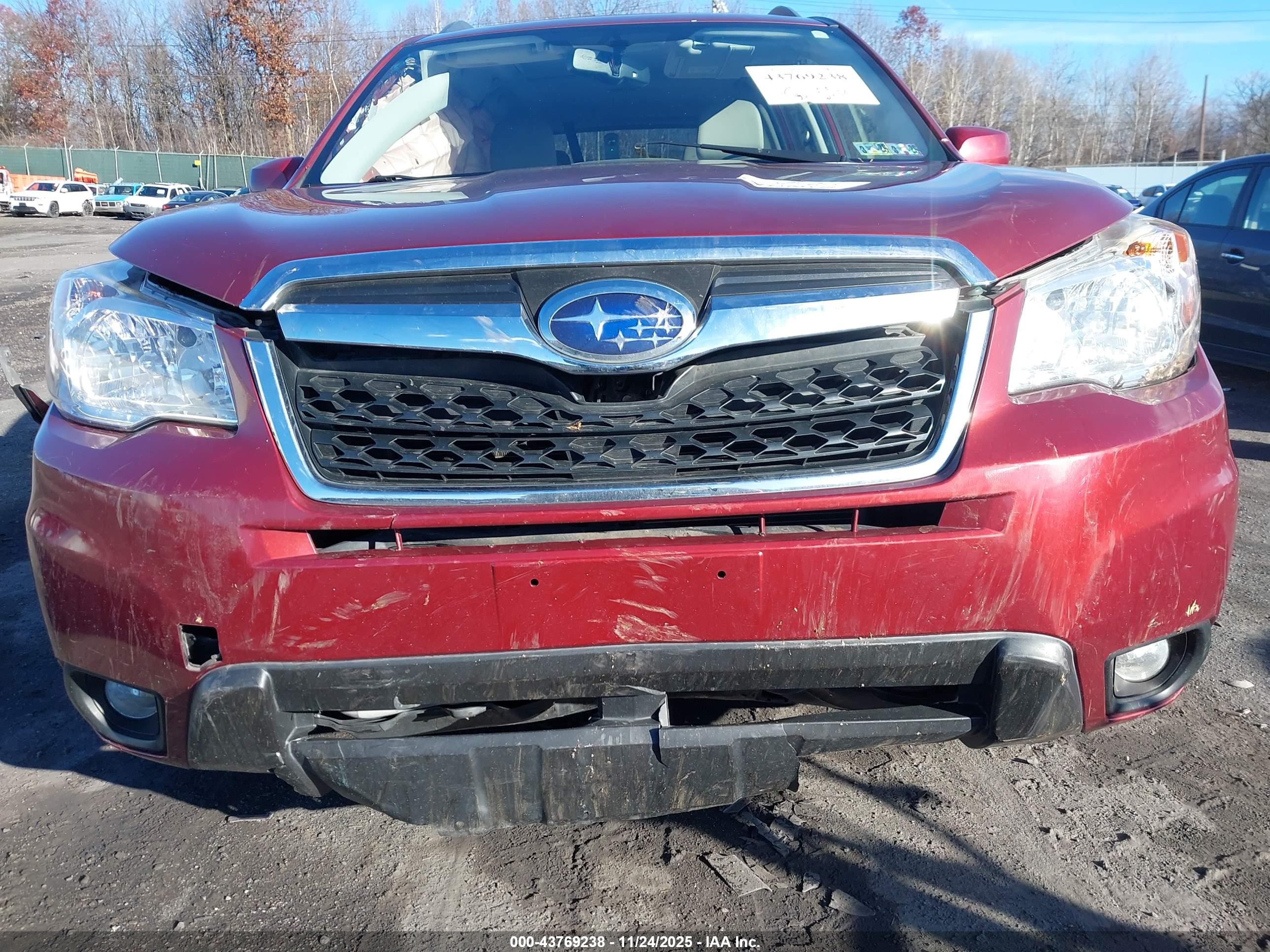 SUBARU FORESTER image 6