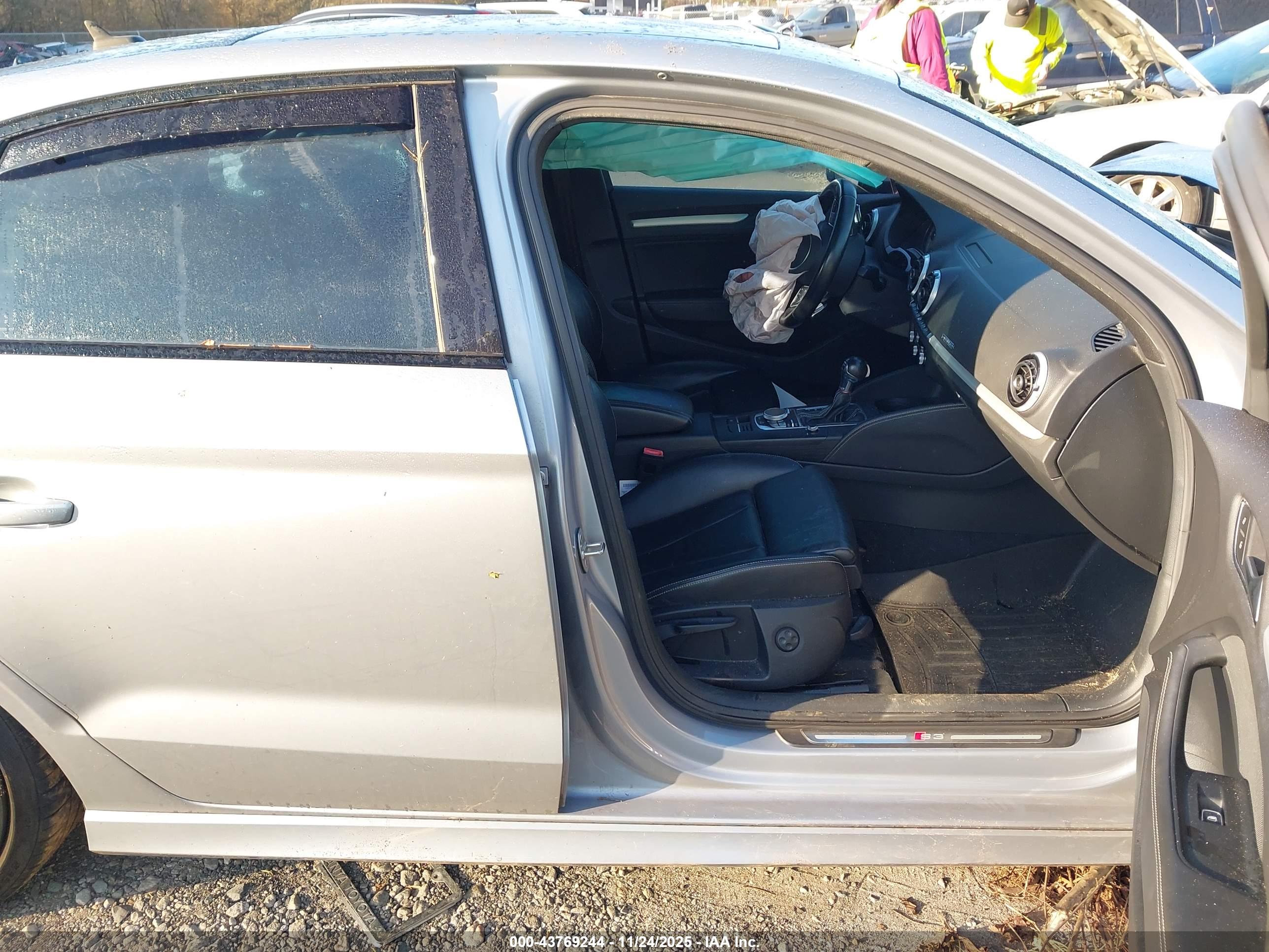 AUDI S3 image 5