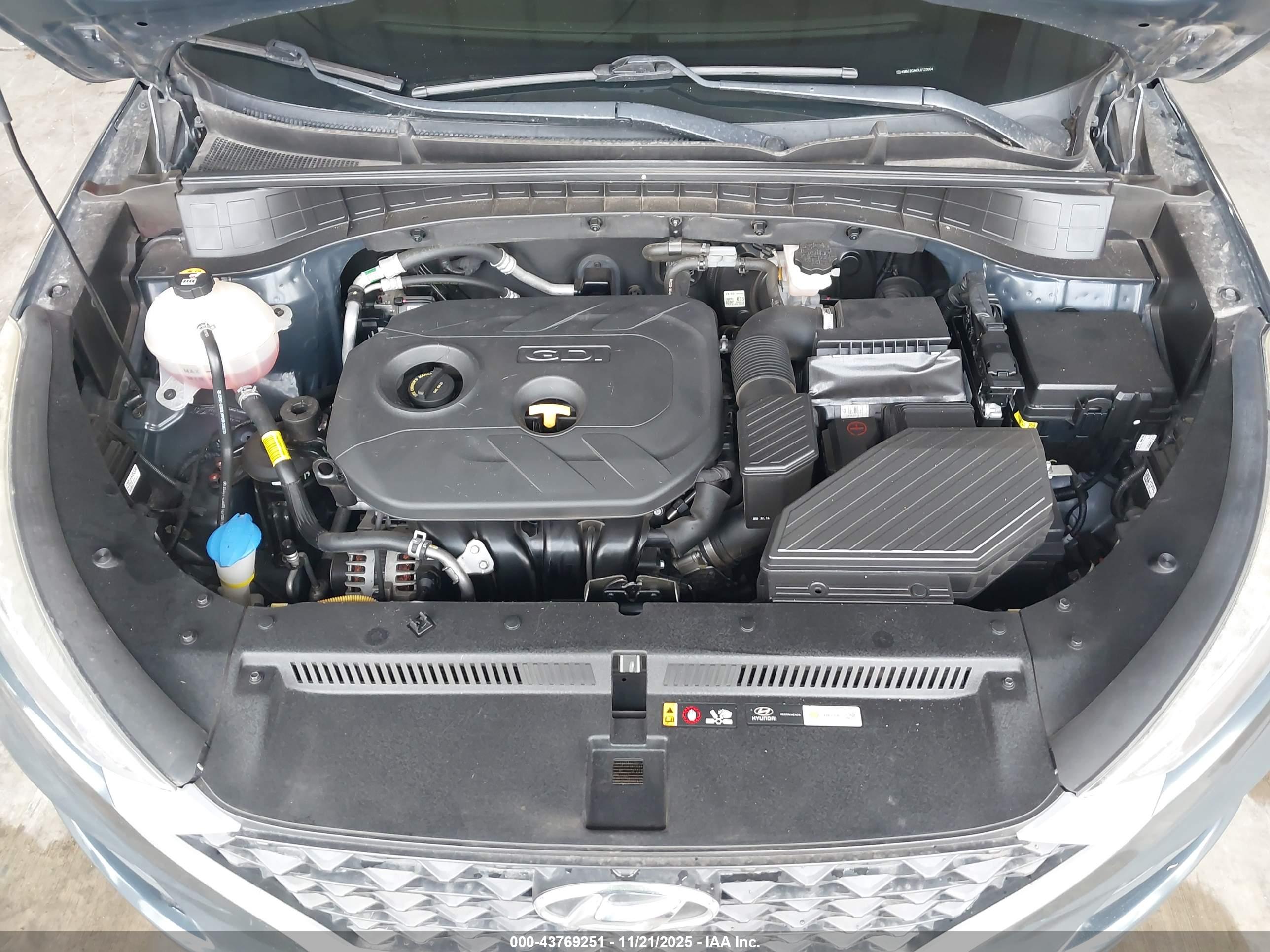 HYUNDAI TUCSON image 10