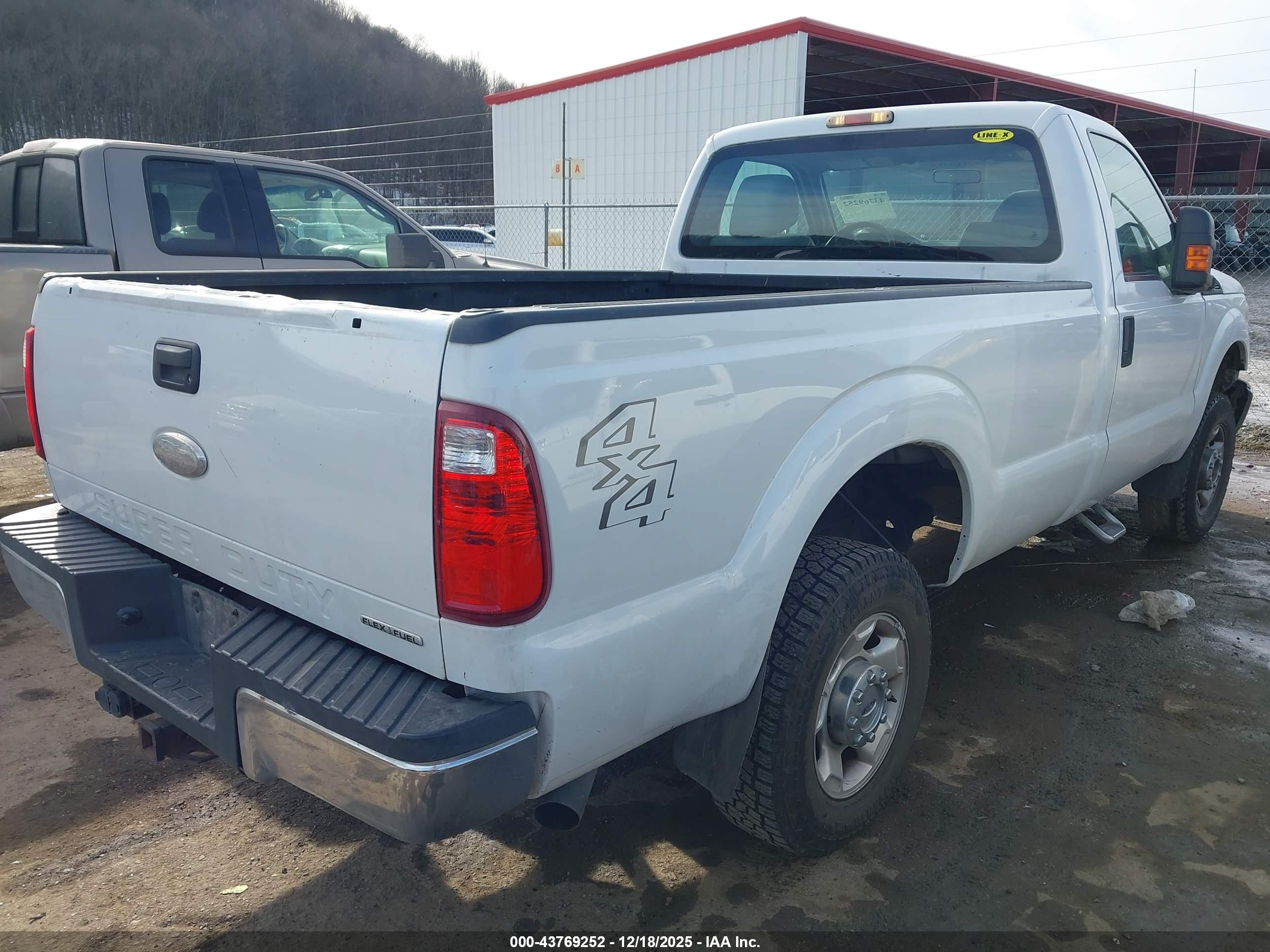 FORD F-250 image 4