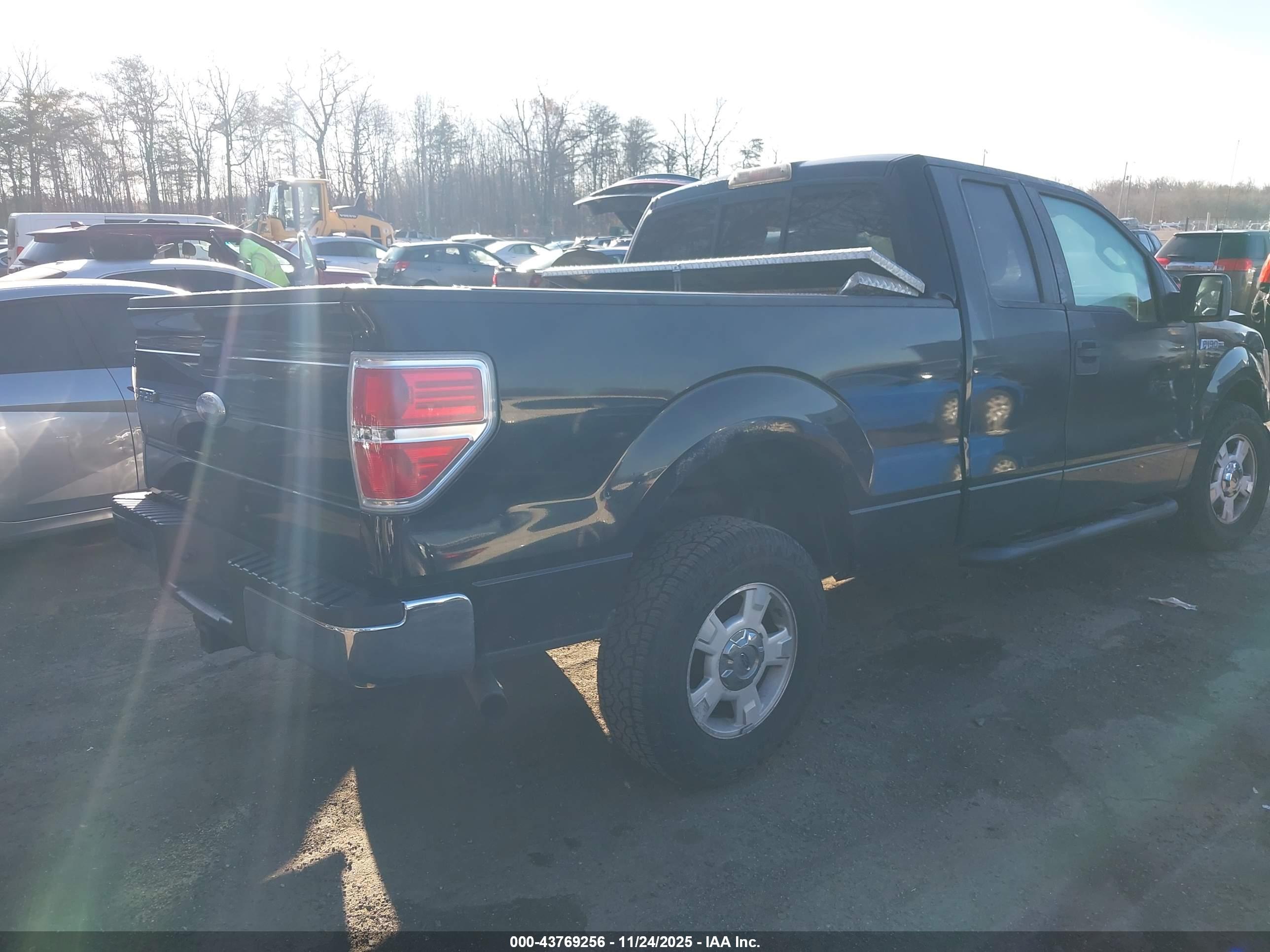 FORD F-150 image 4
