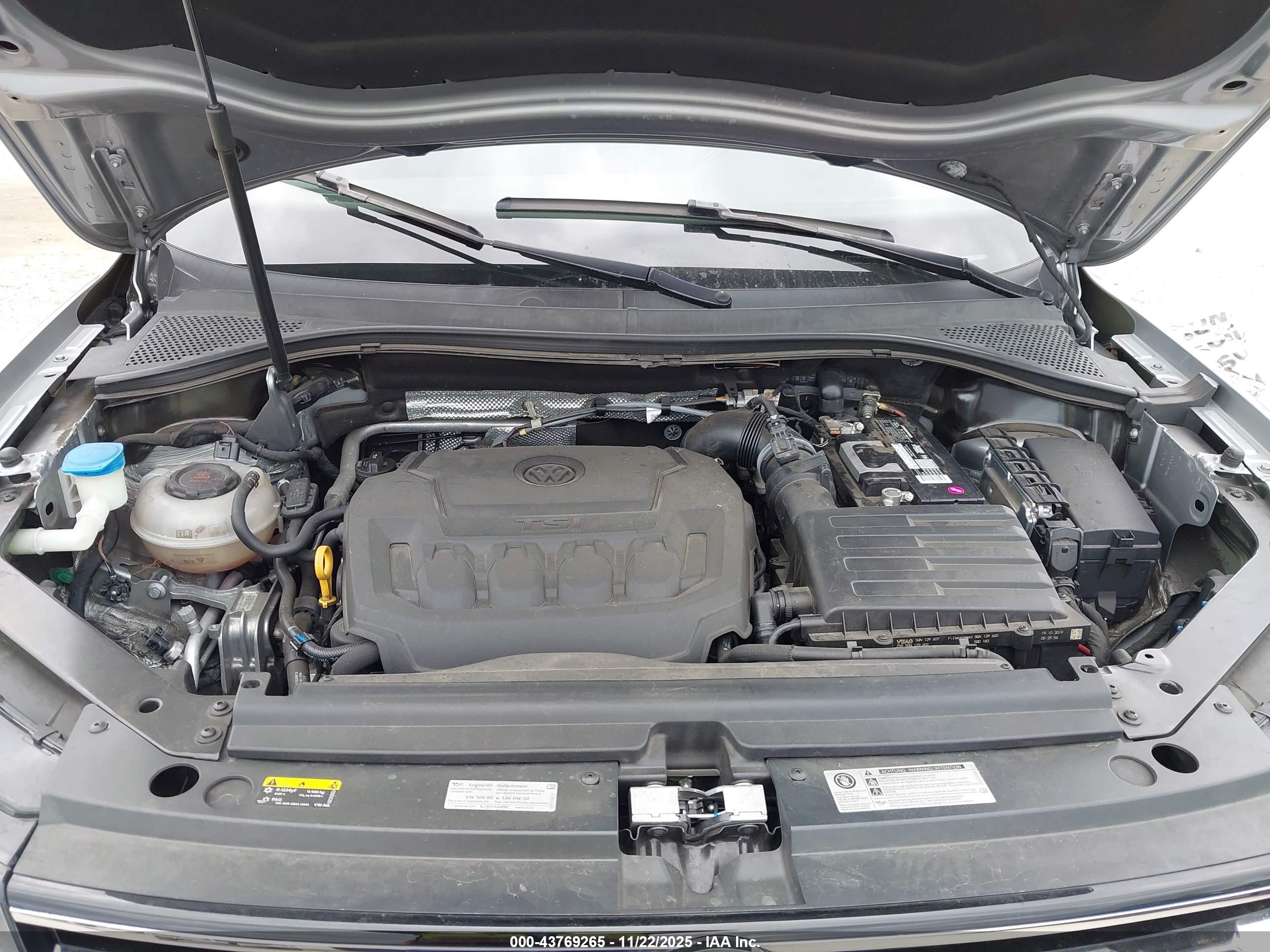 VOLKSWAGEN TIGUAN image 10