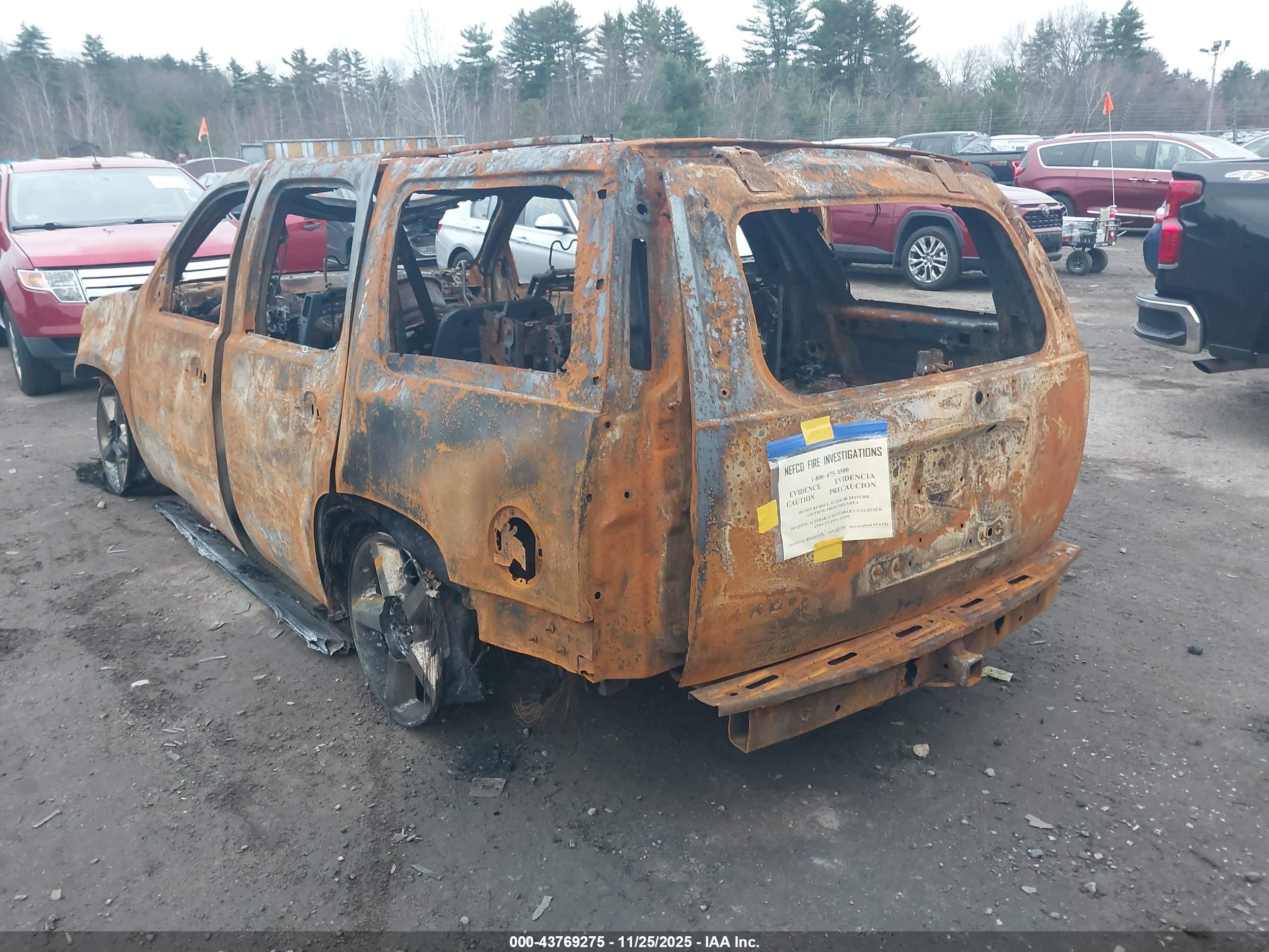 CHEVROLET TAHOE image 3