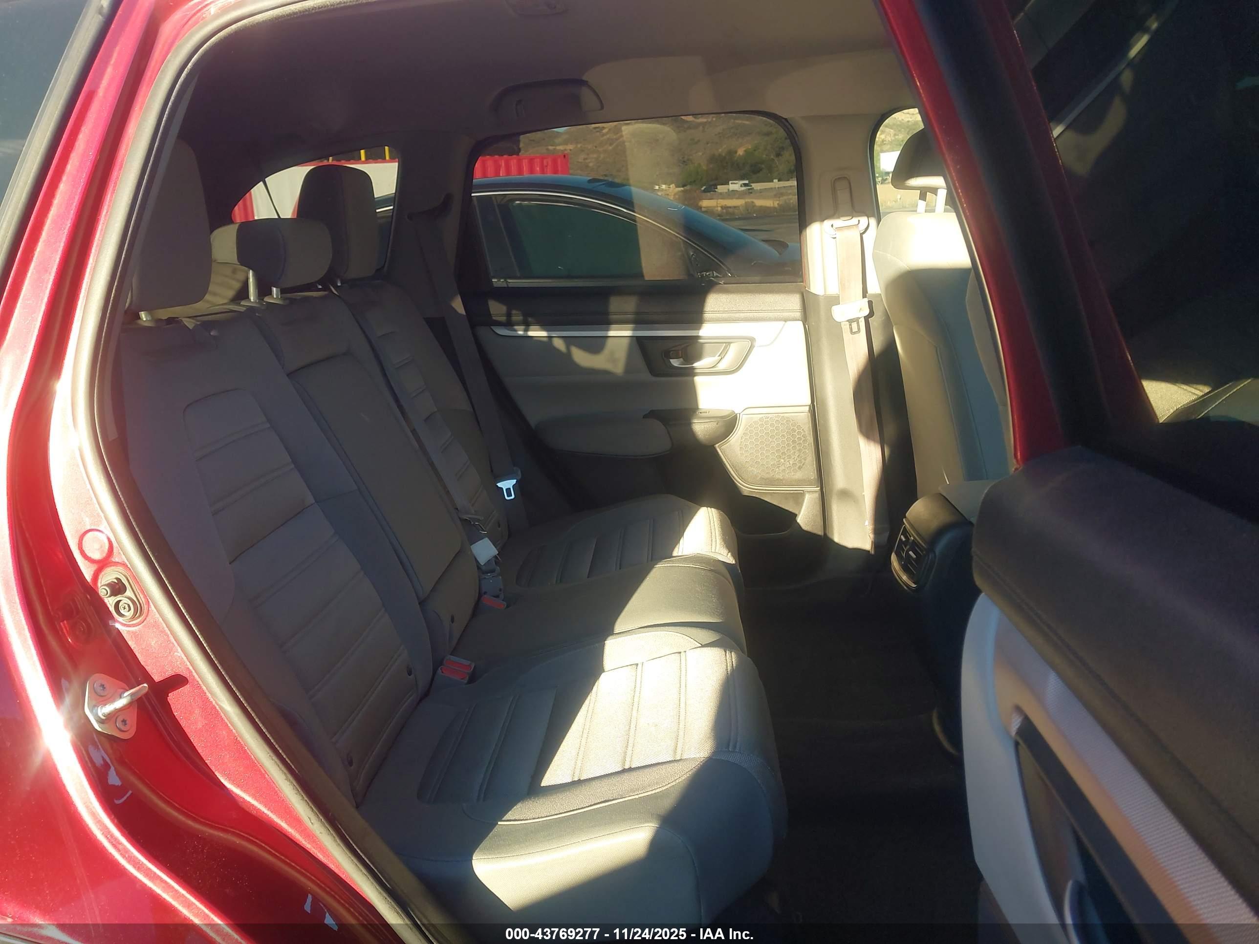 HONDA CR-V image 8