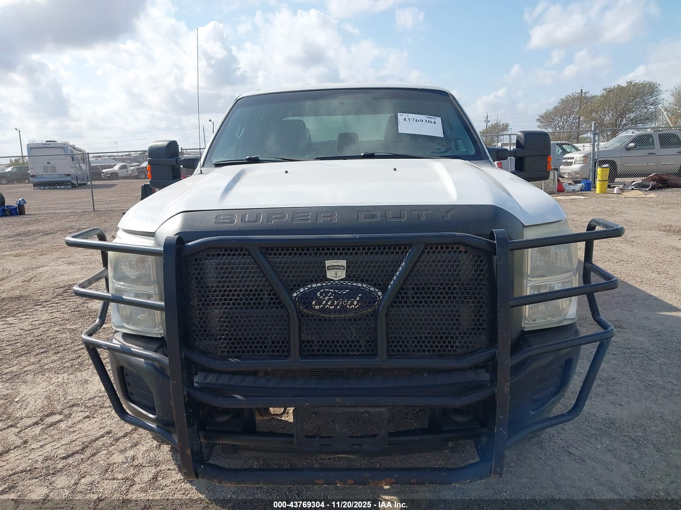 FORD F-250 image 6