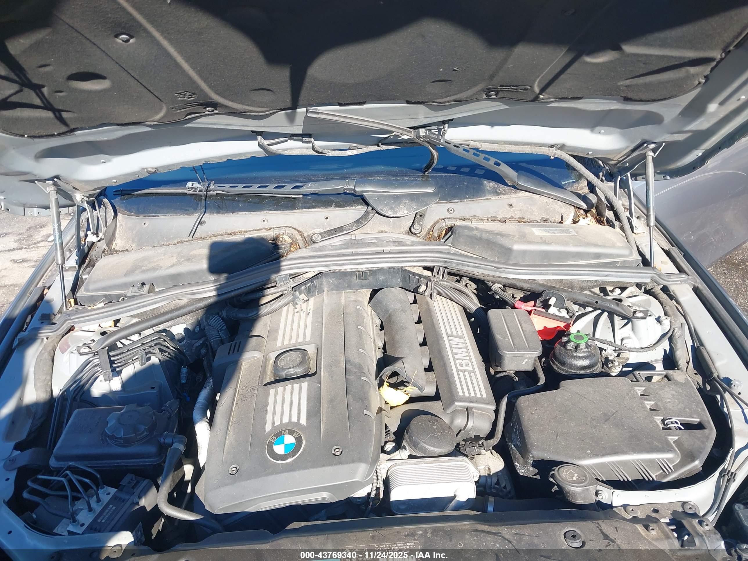 BMW 528I image 10