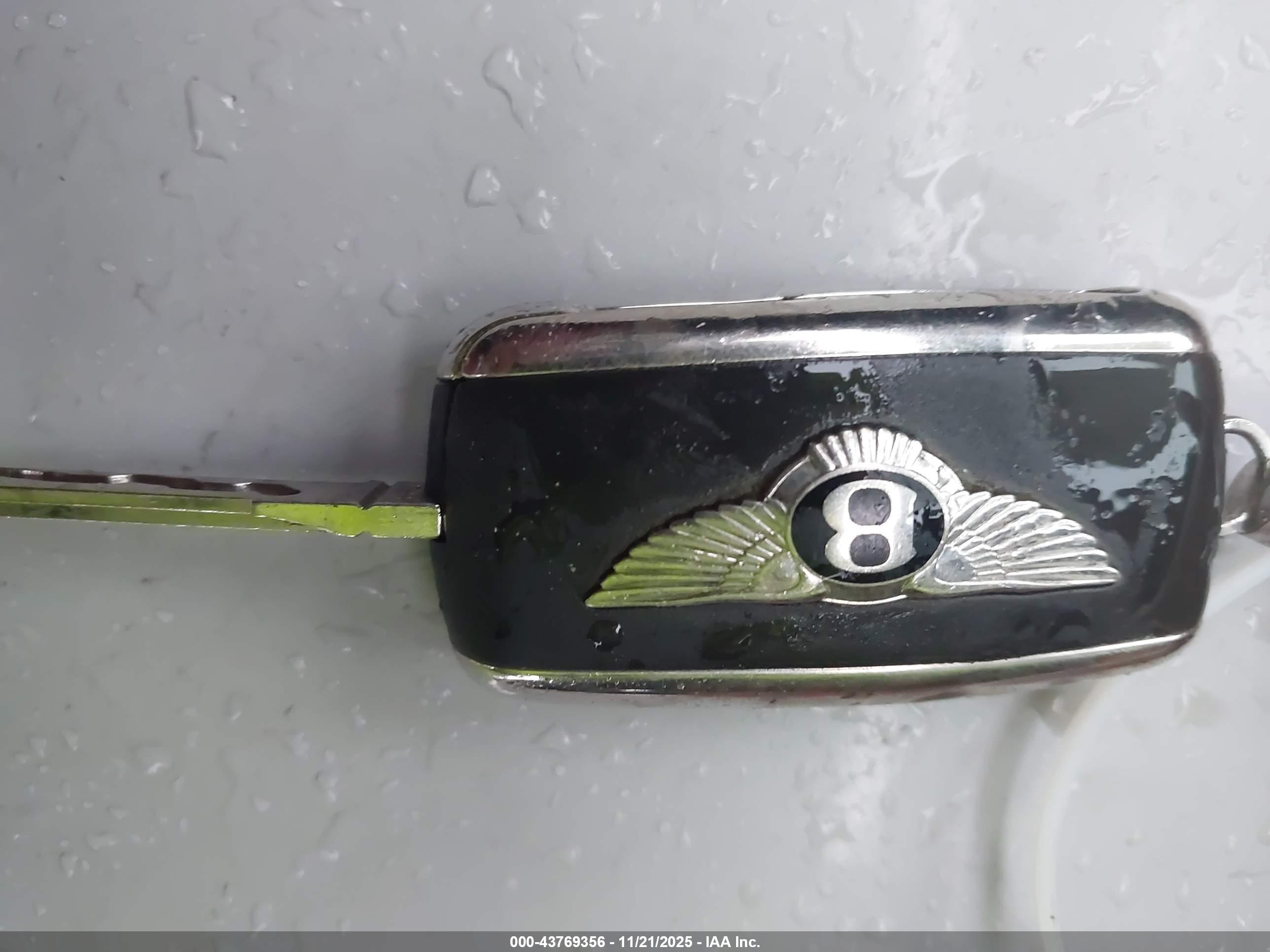 BENTLEY FLYING image 11
