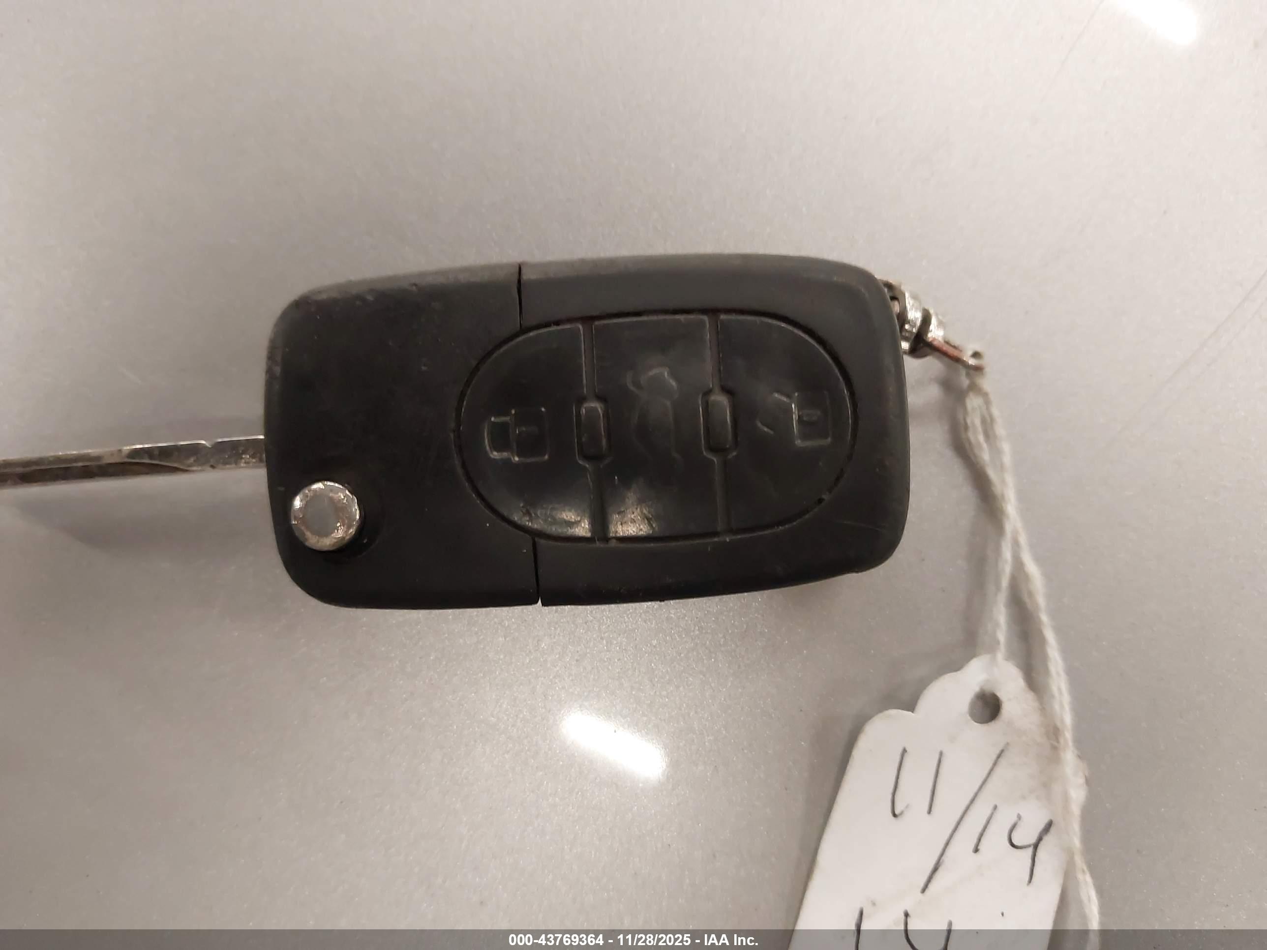 AUDI TT image 11