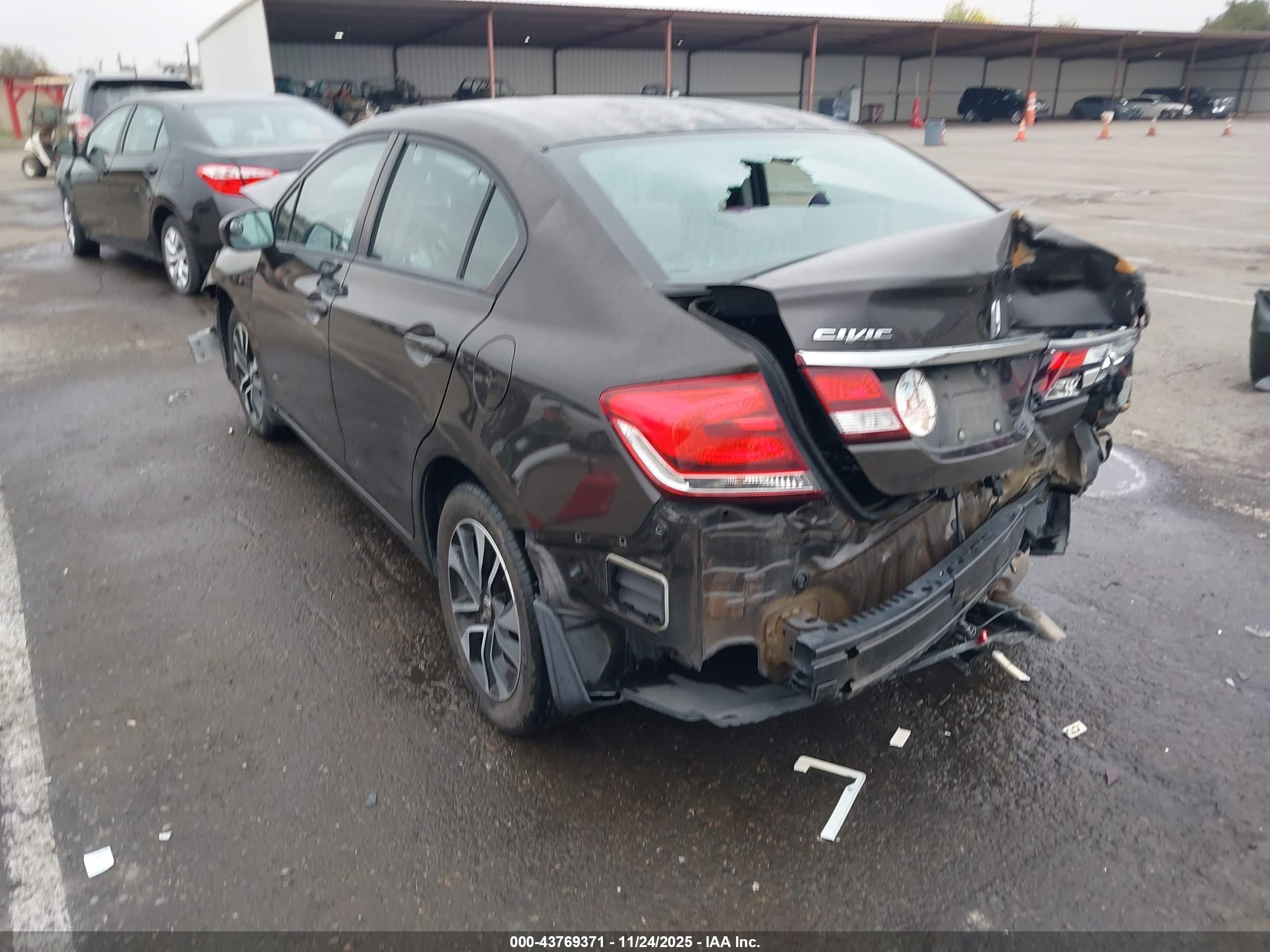HONDA CIVIC image 3