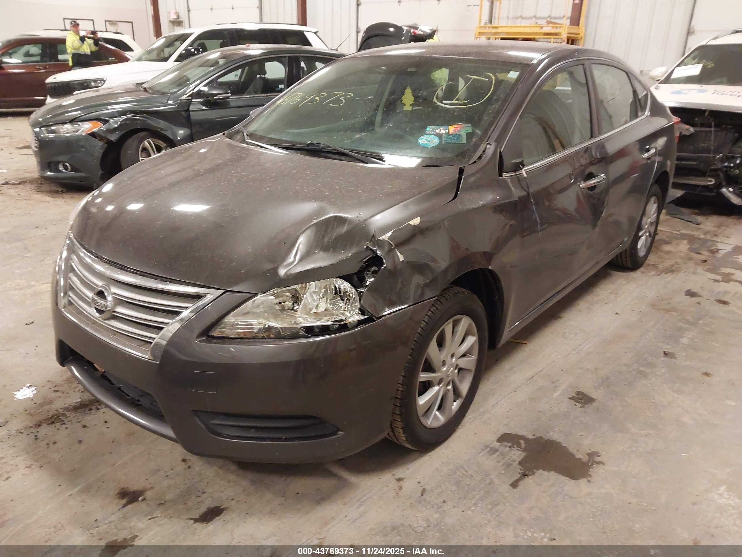 NISSAN SENTRA image 2