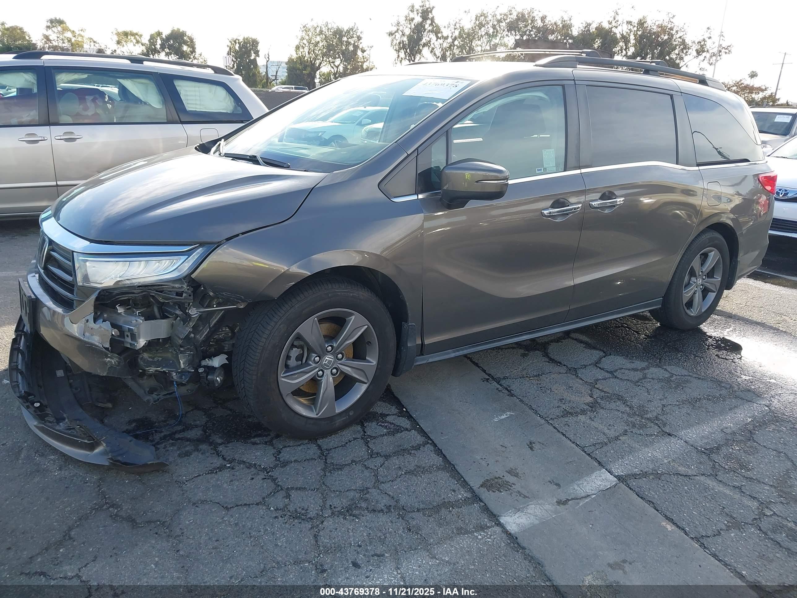 HONDA ODYSSEY image 2