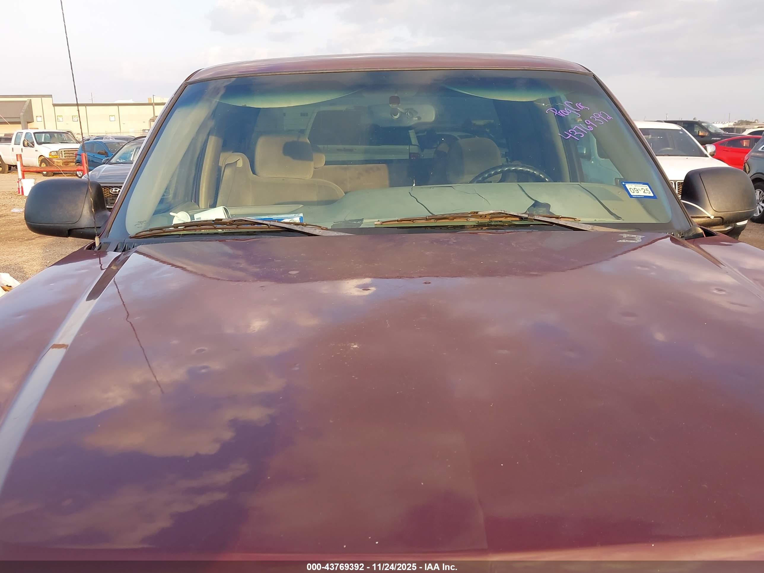 CHEVROLET SILVERADO image 6