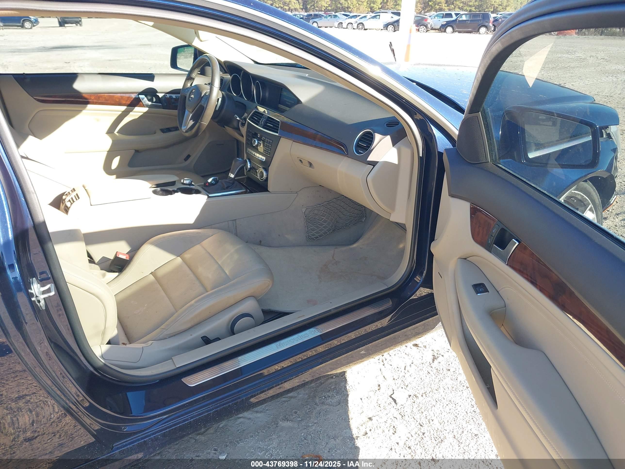 MERCEDES-BENZ C image 5