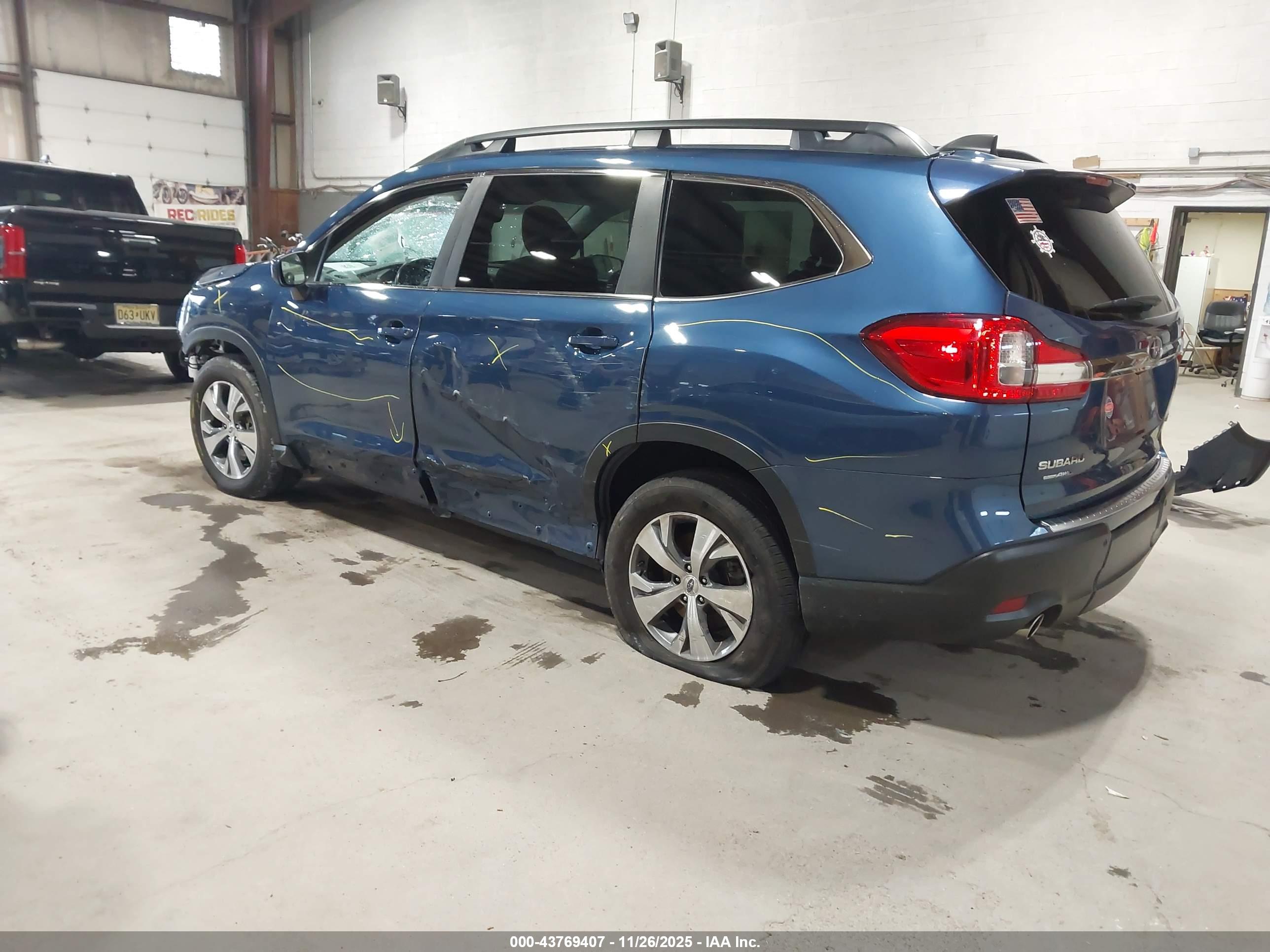 SUBARU ASCENT image 3