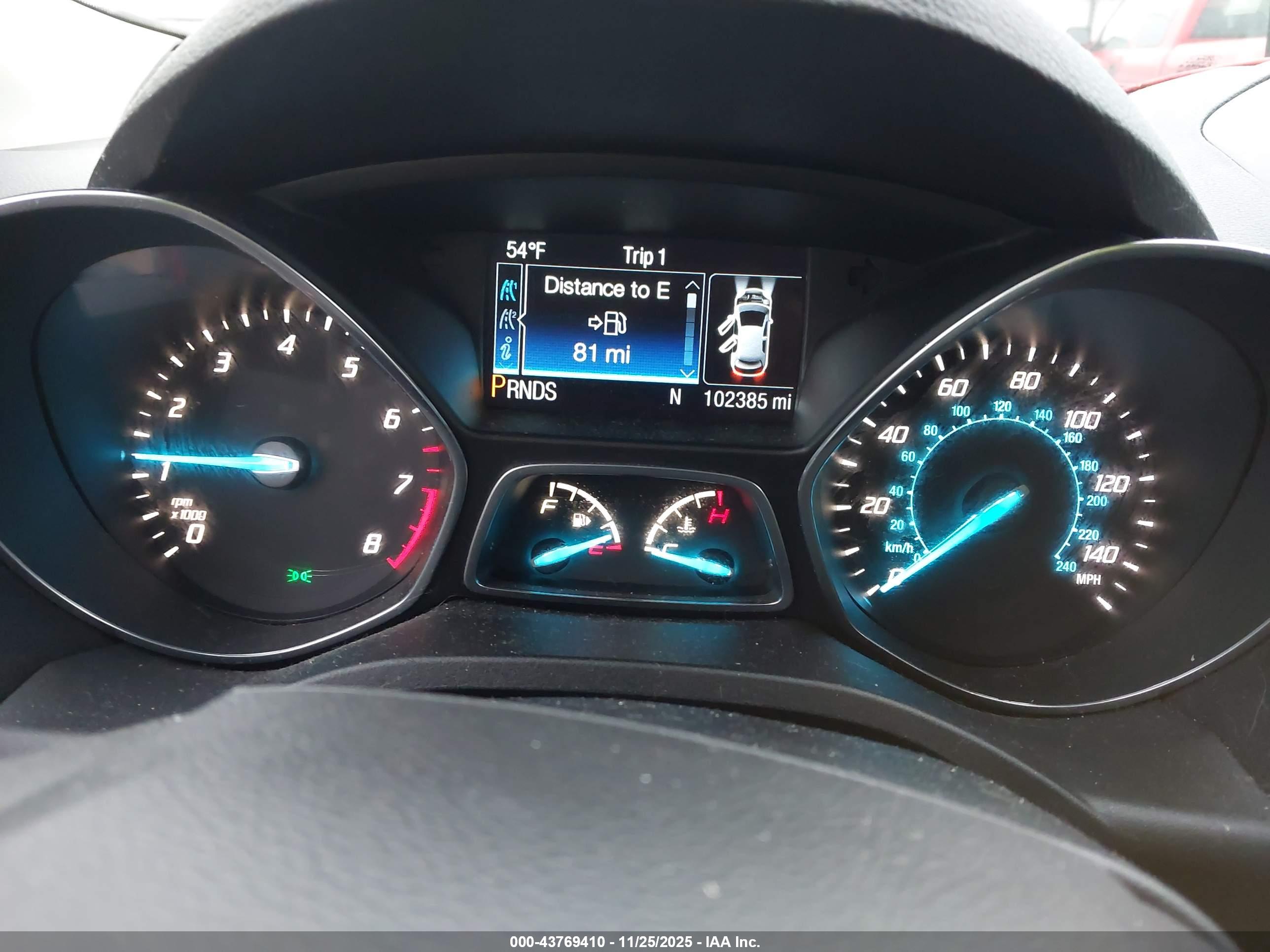 FORD ESCAPE image 7