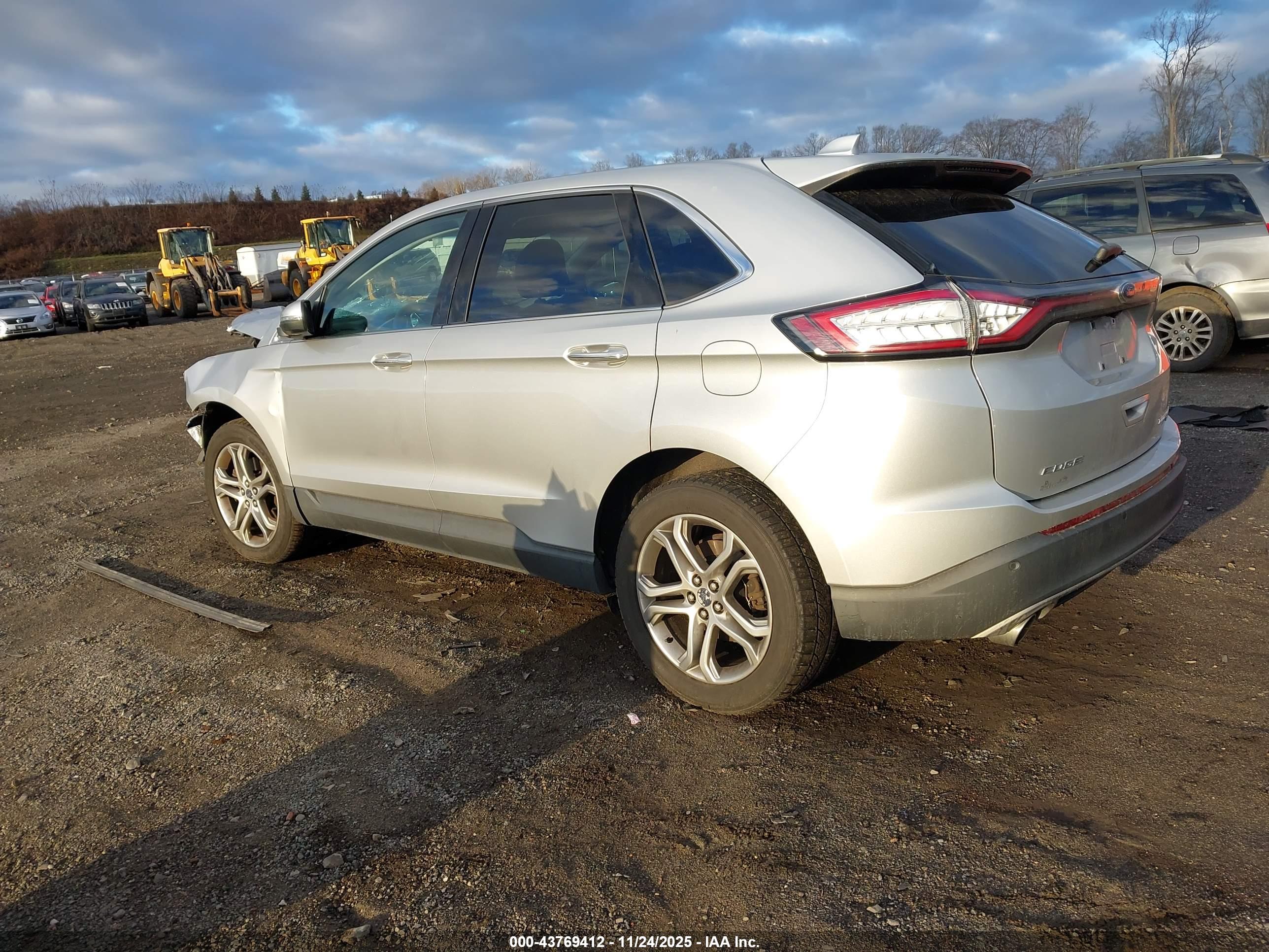 FORD EDGE image 3