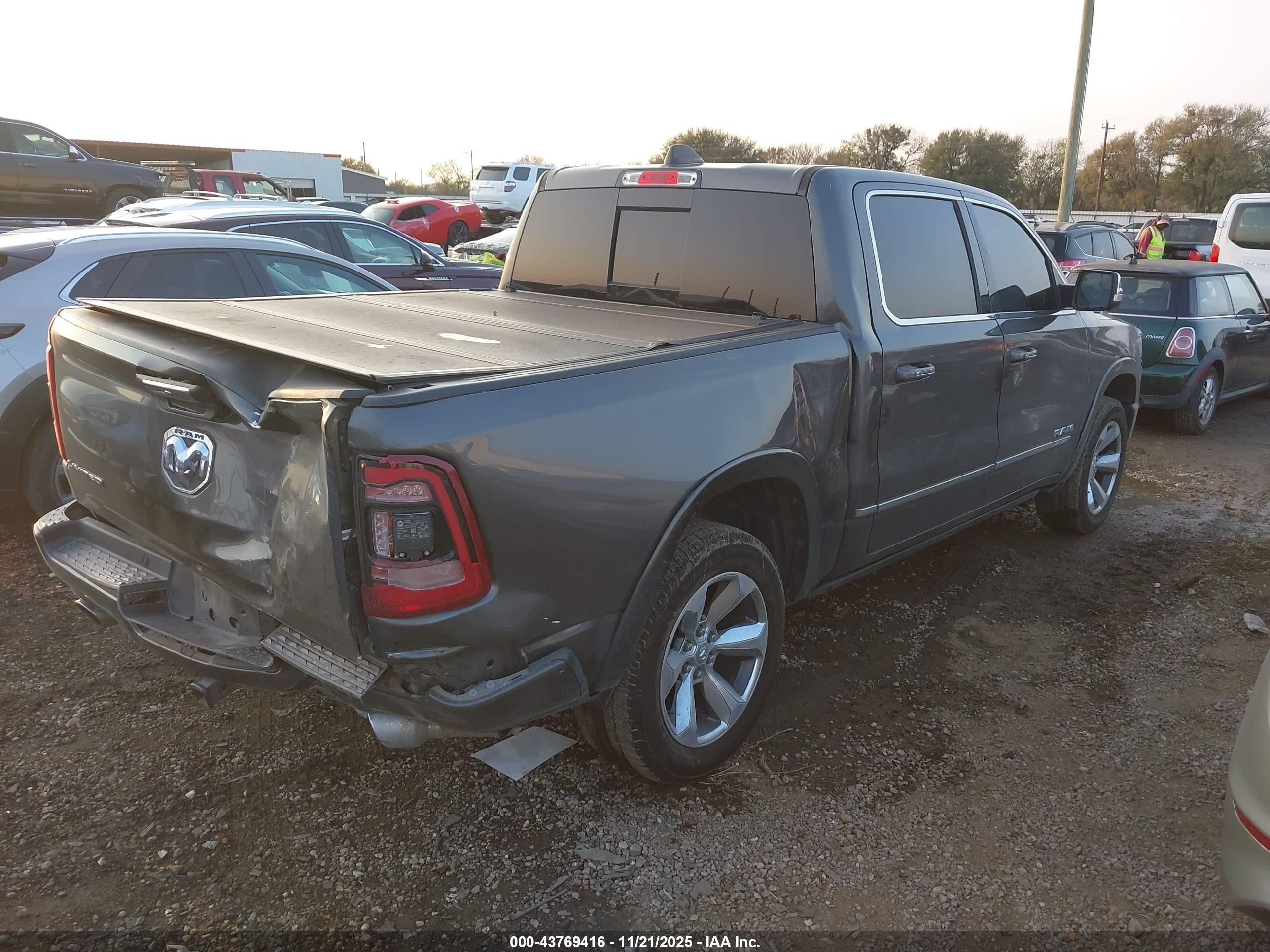 RAM 1500 image 4