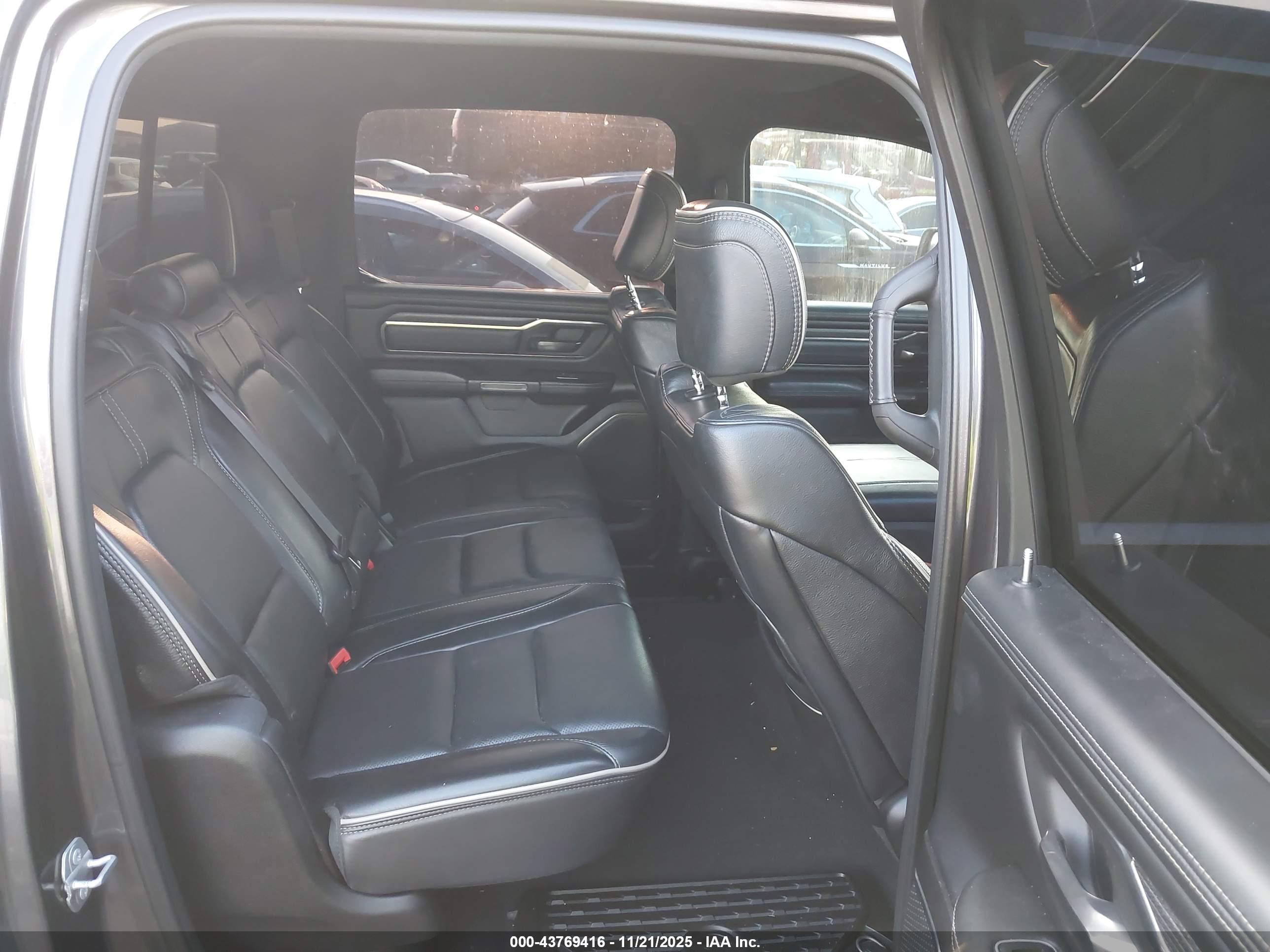 RAM 1500 image 8