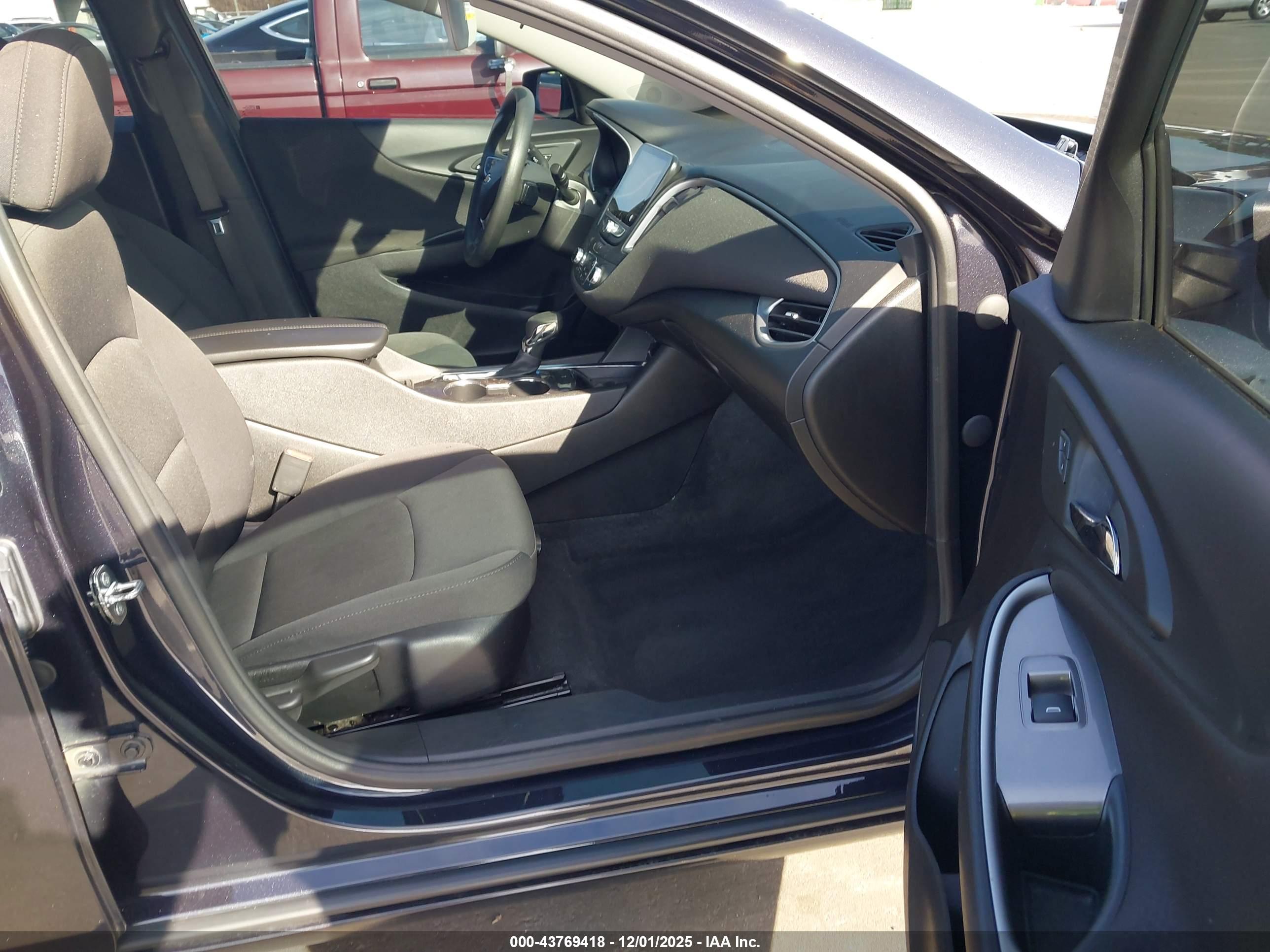 CHEVROLET MALIBU image 5