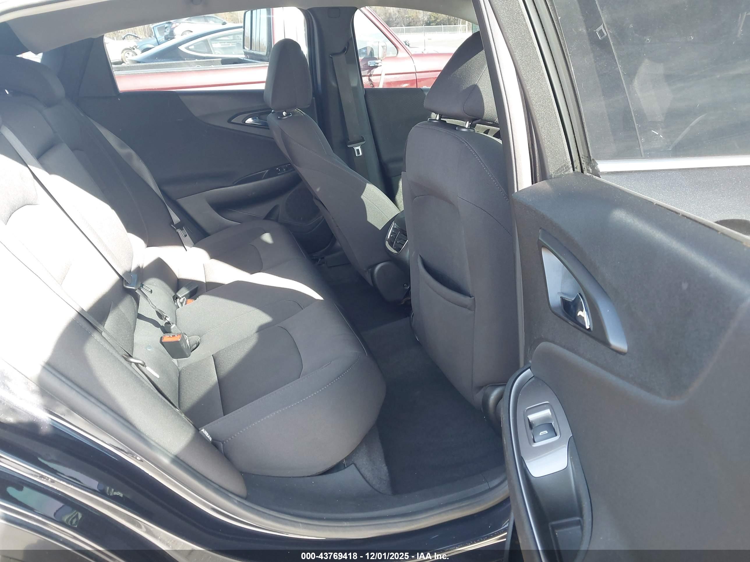 CHEVROLET MALIBU image 8