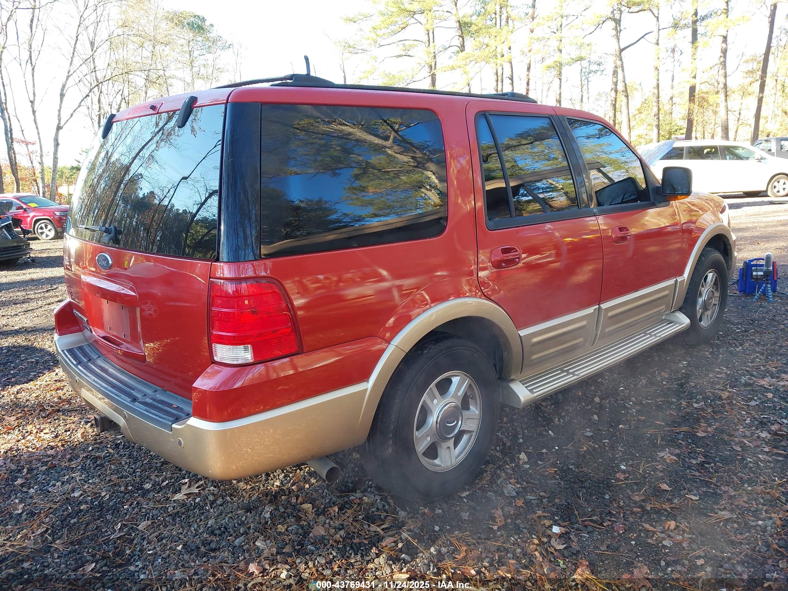 FORD EXPEDITION image 4
