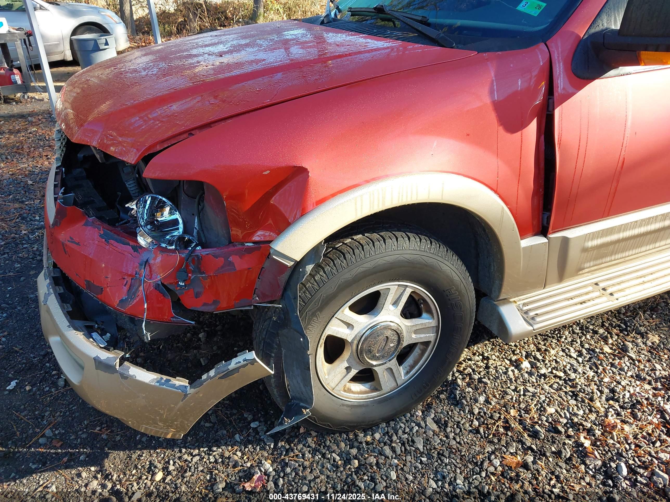 FORD EXPEDITION image 6