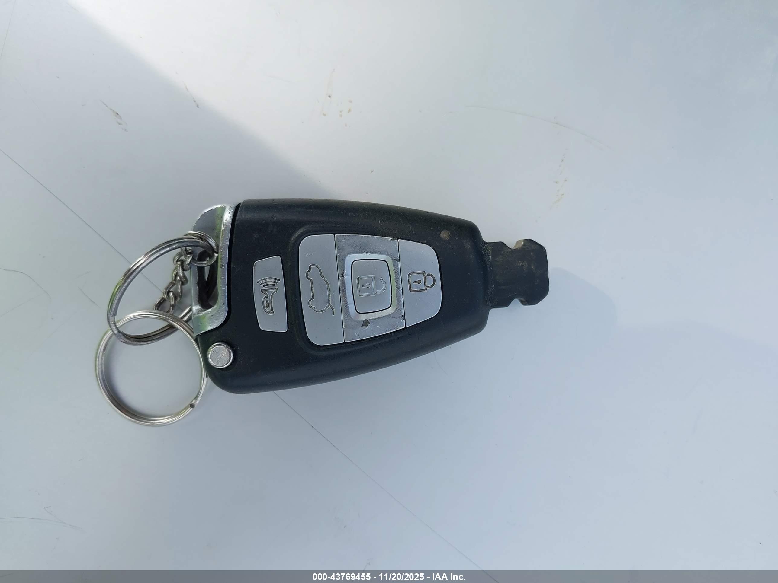 HYUNDAI VERACRUZ image 11