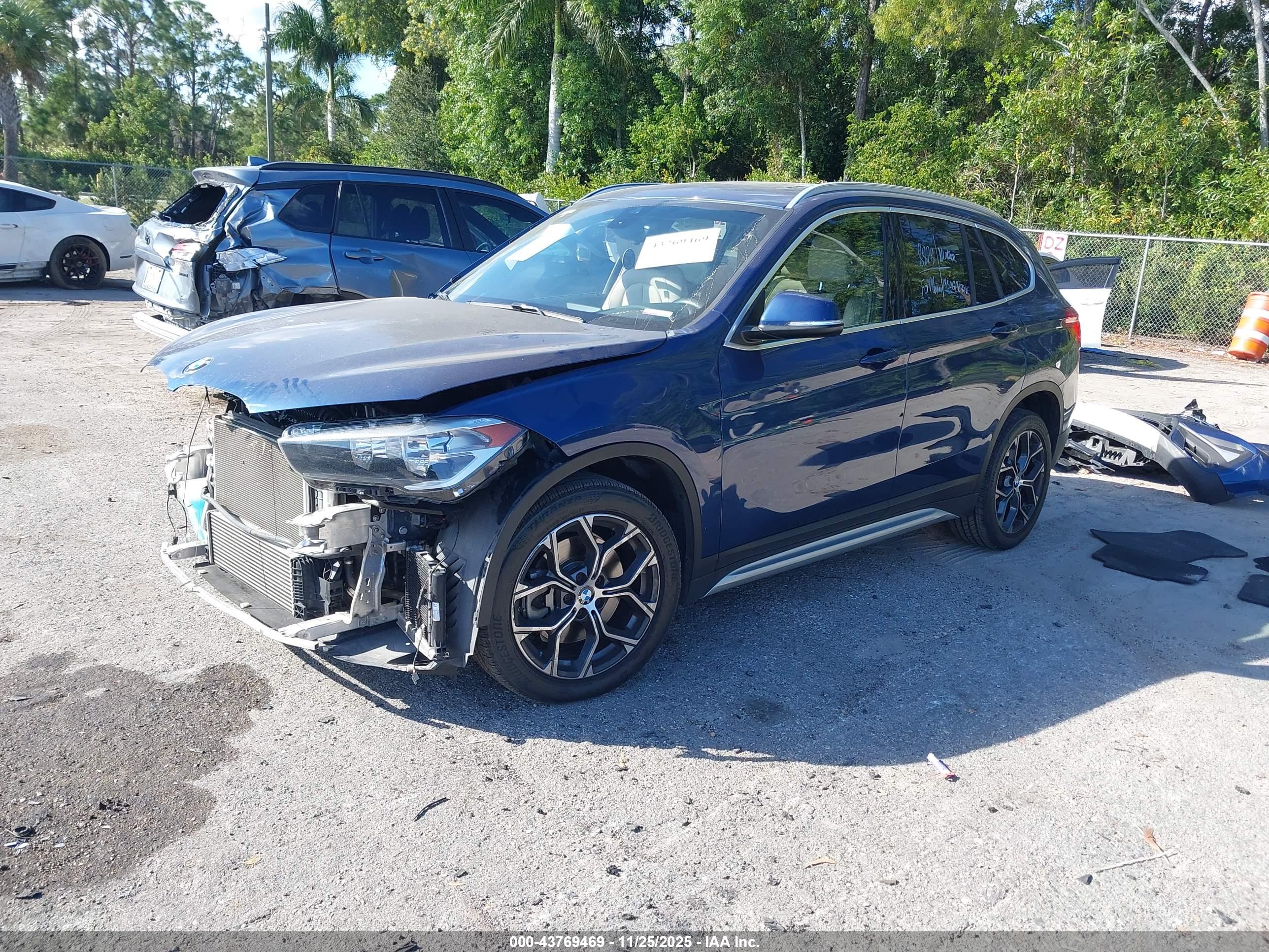 BMW X1 image 2