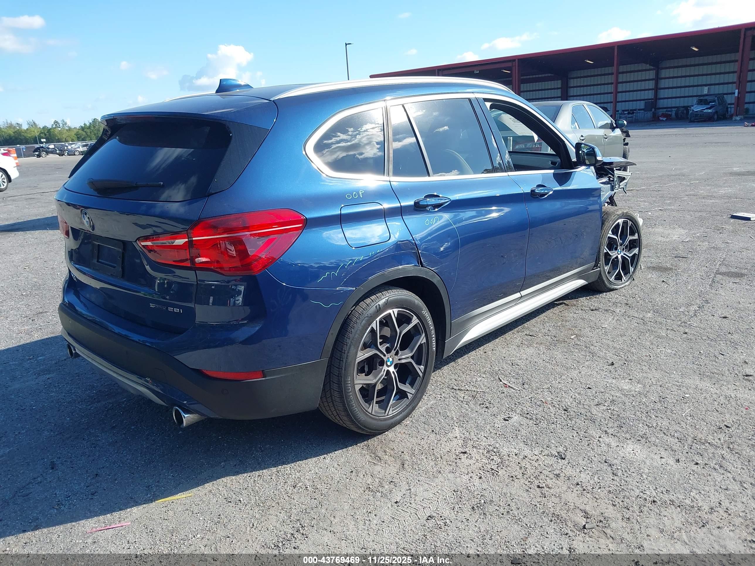 BMW X1 image 4