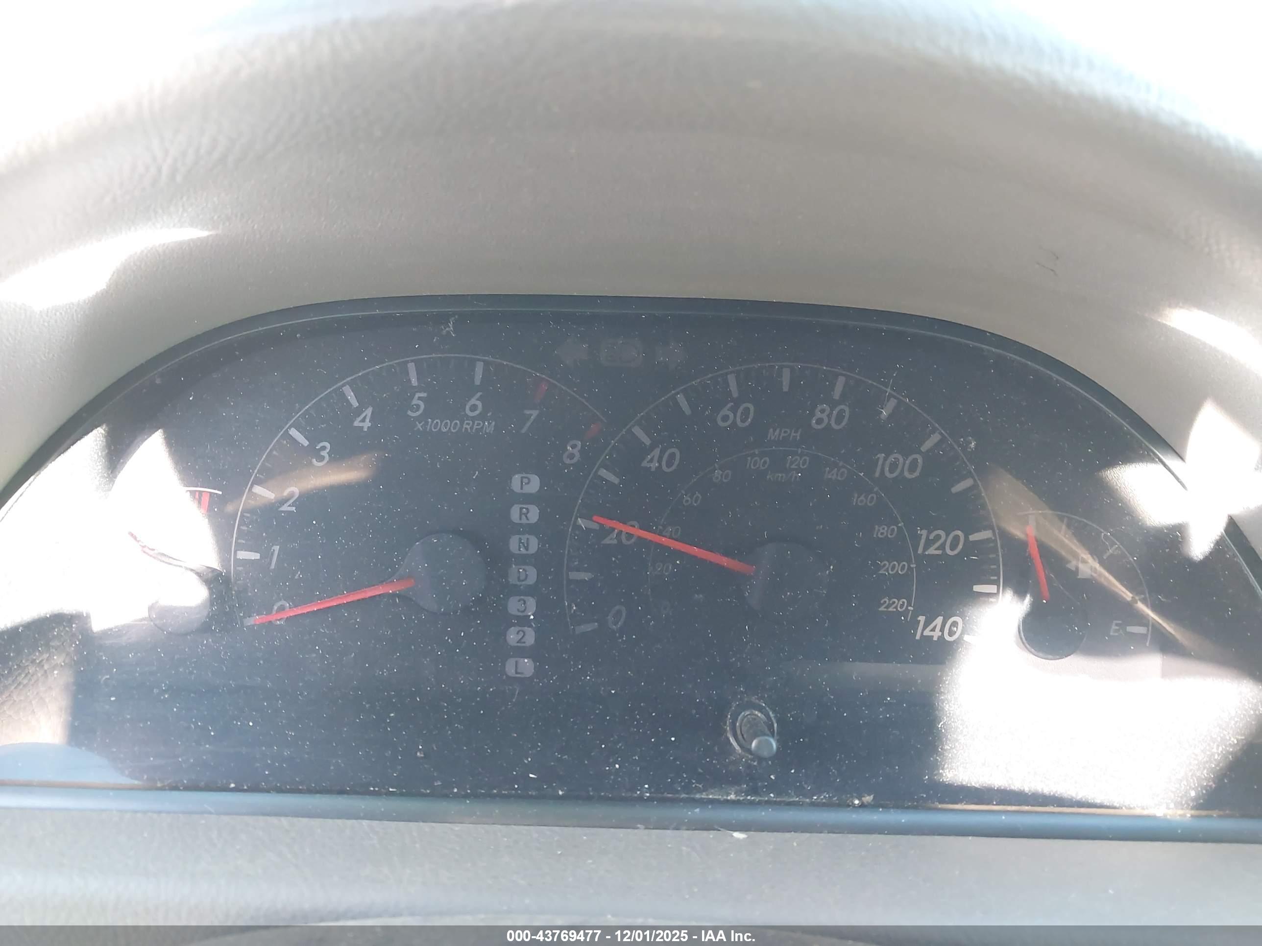 TOYOTA CAMRY image 7