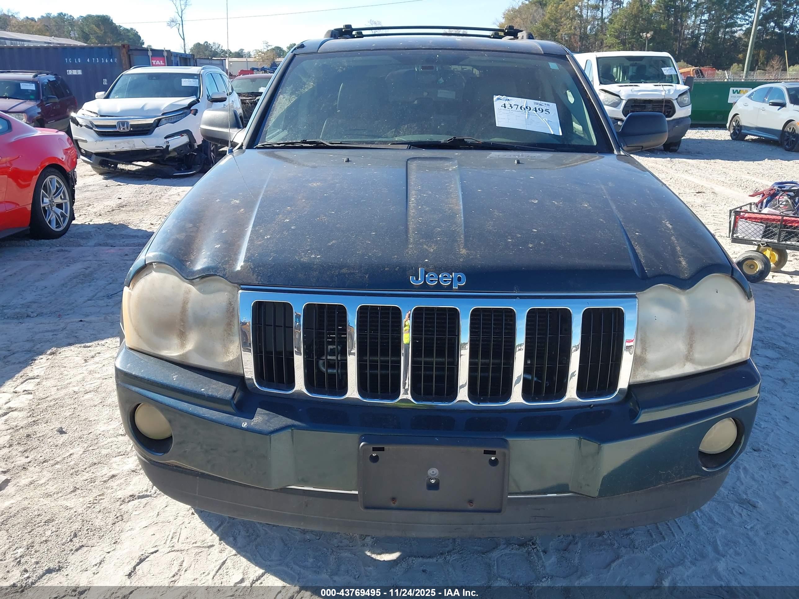 JEEP GRAND image 6