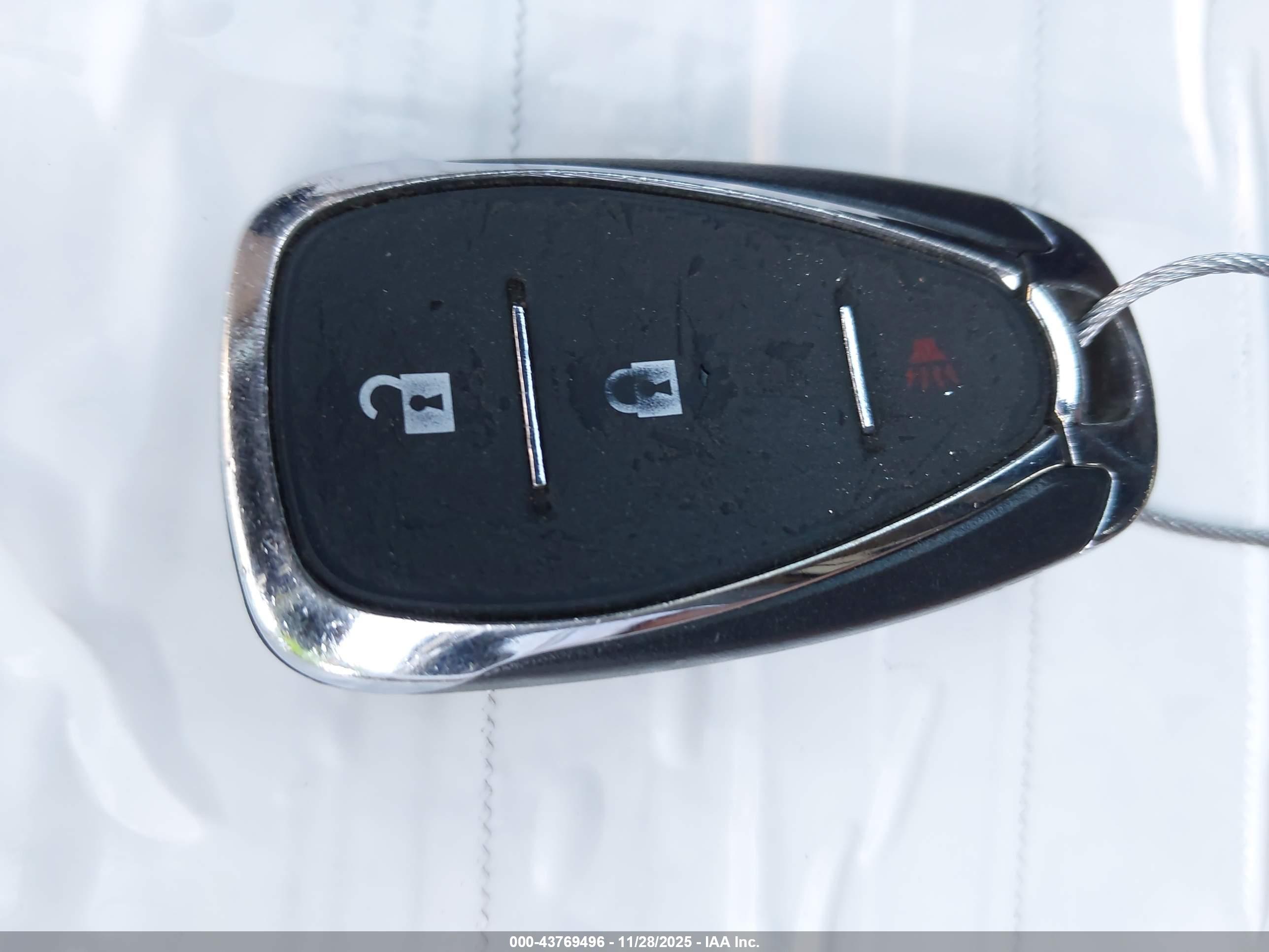 CHEVROLET TRAVERSE image 11