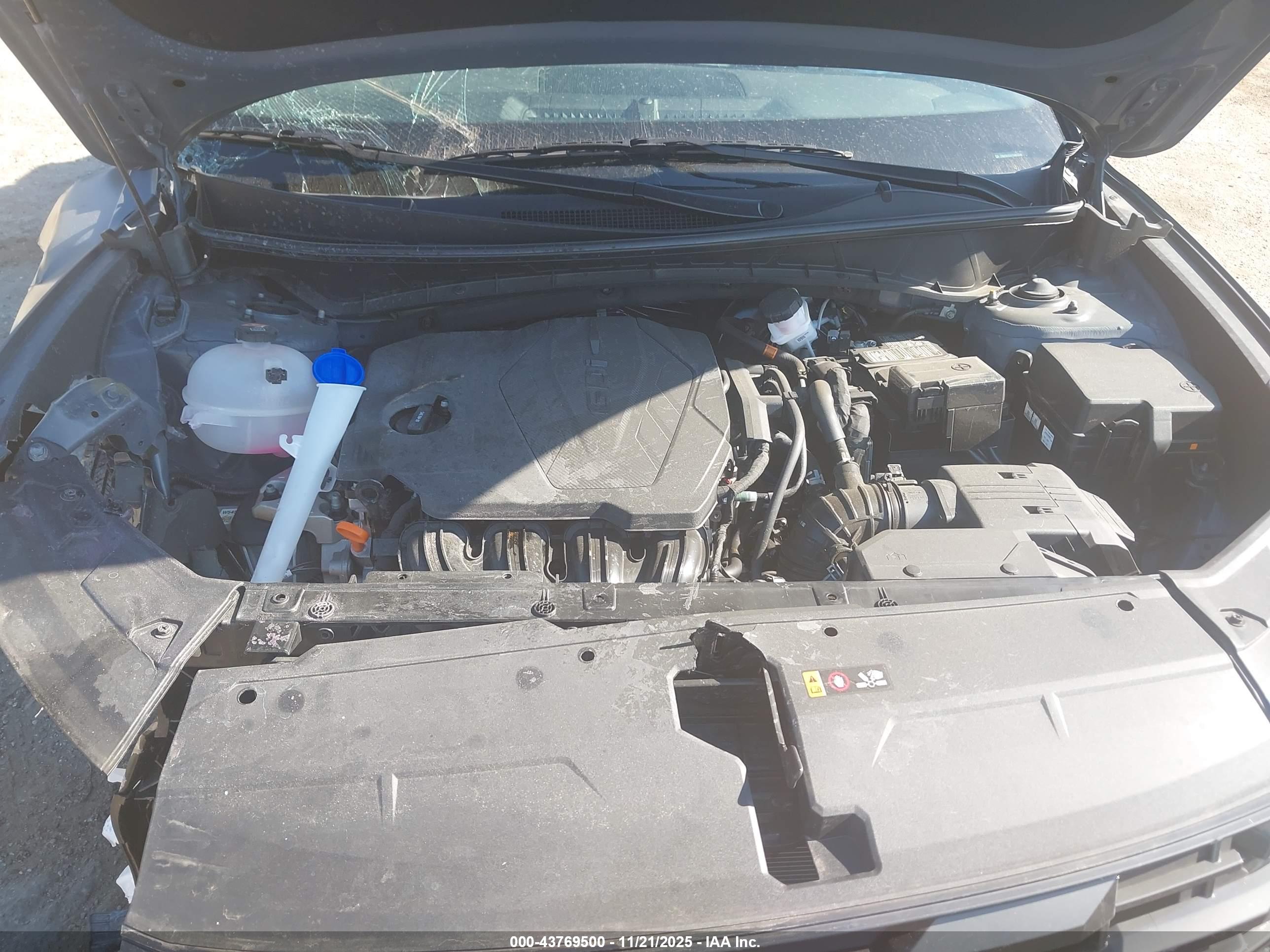 HYUNDAI TUCSON image 10
