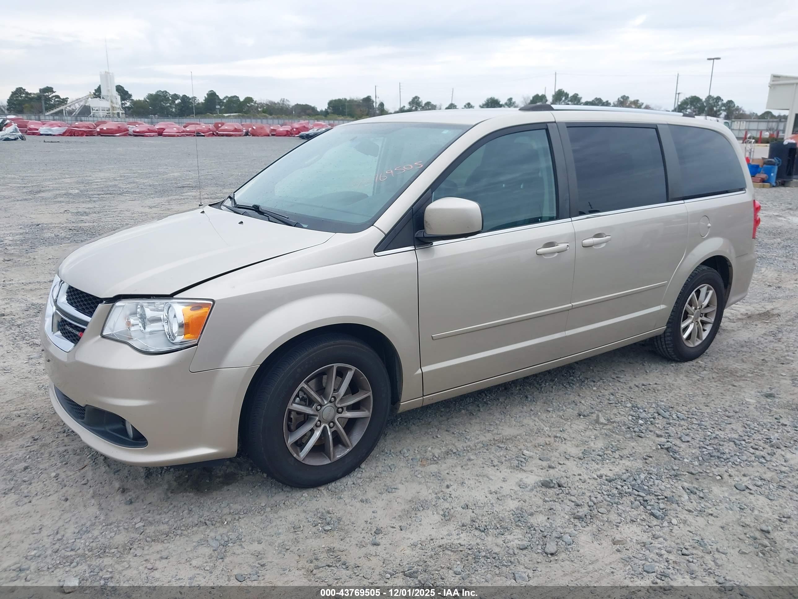 DODGE GRAND image 2