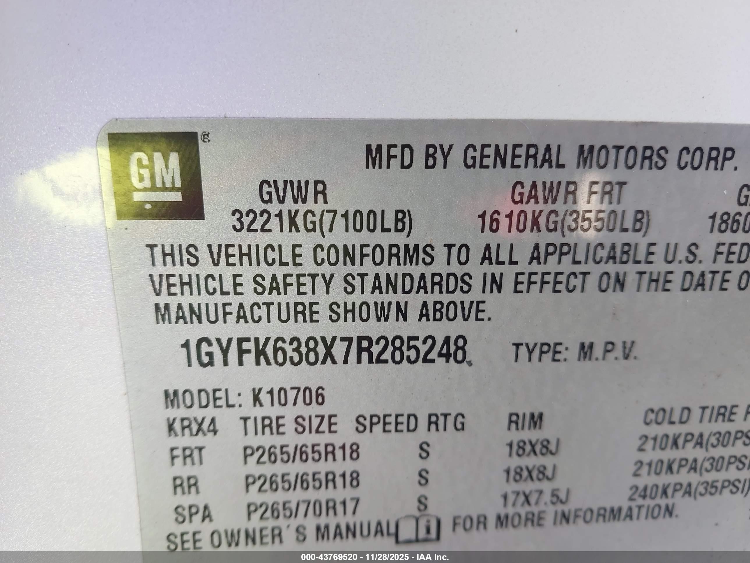 CADILLAC ESCALADE image 9