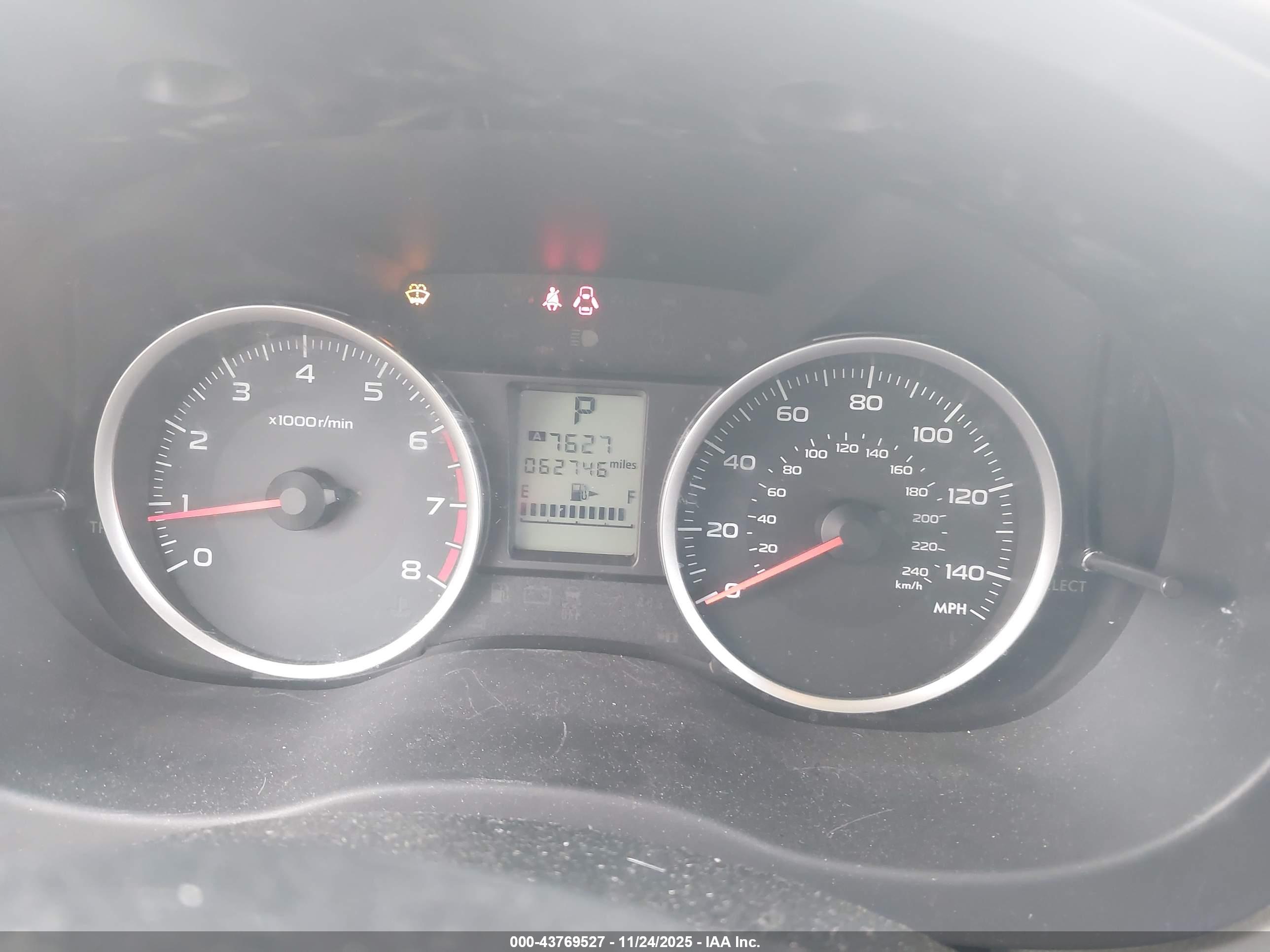 SUBARU FORESTER image 7
