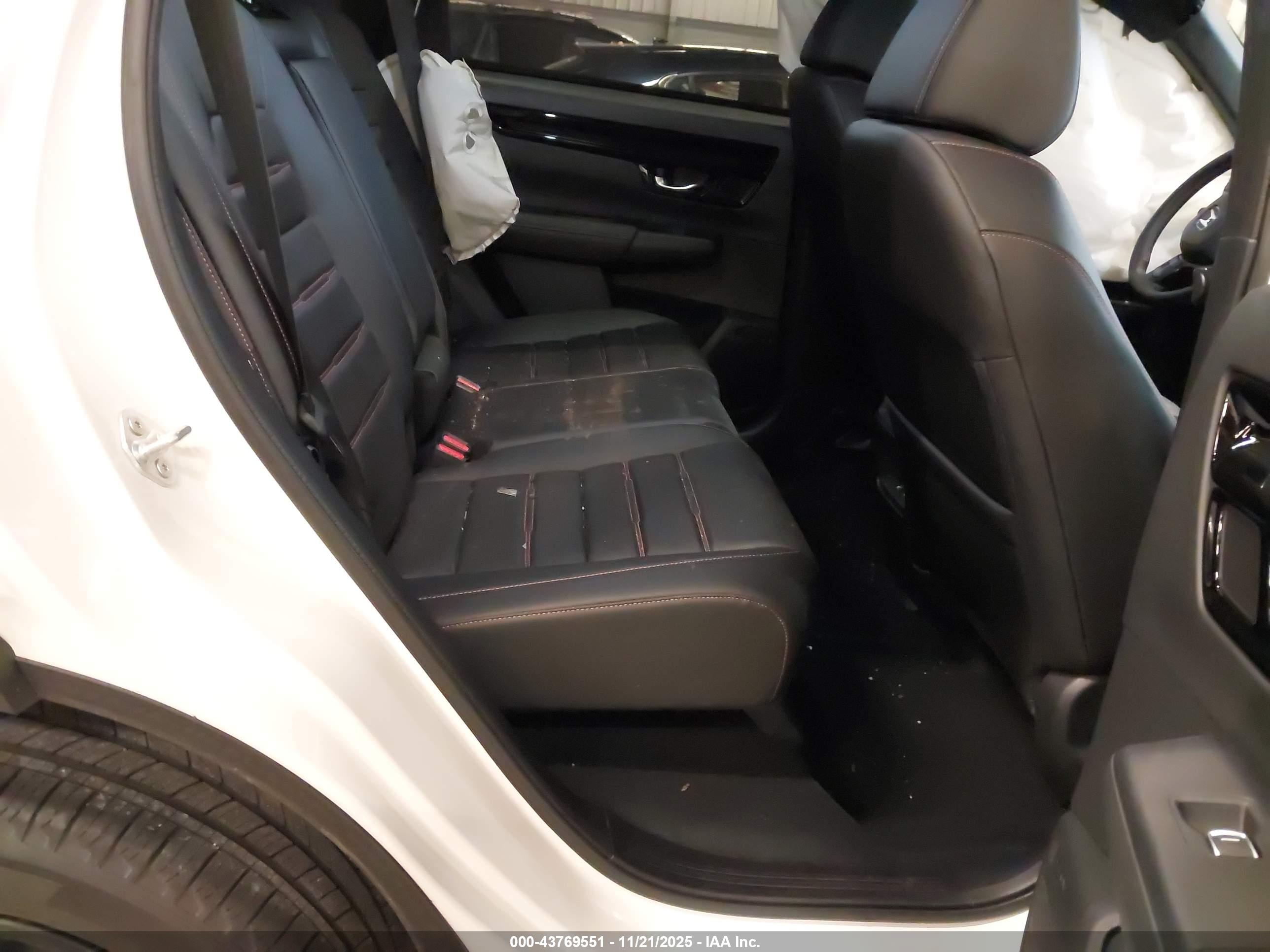 HONDA CR-V image 8