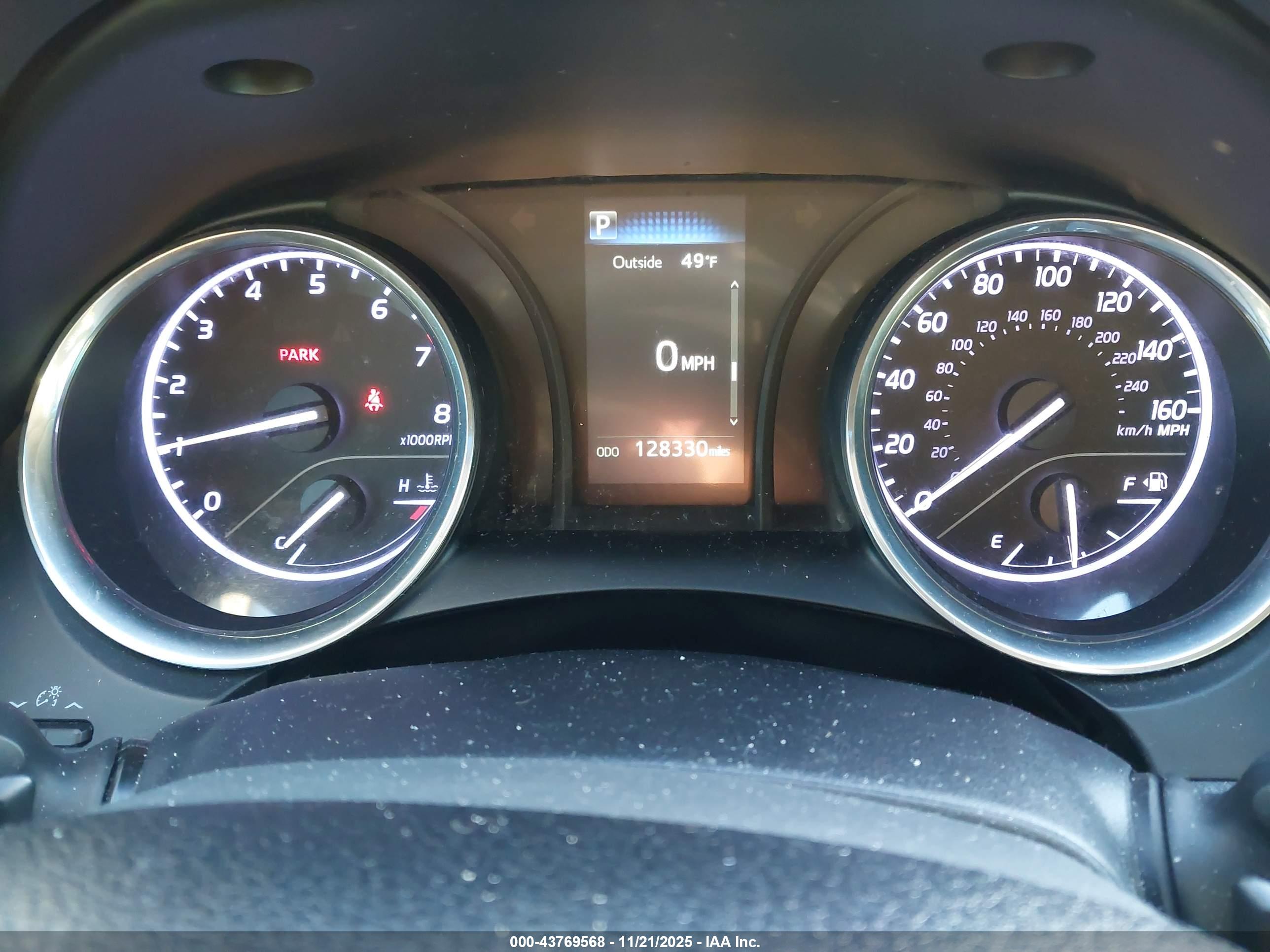 TOYOTA CAMRY image 7