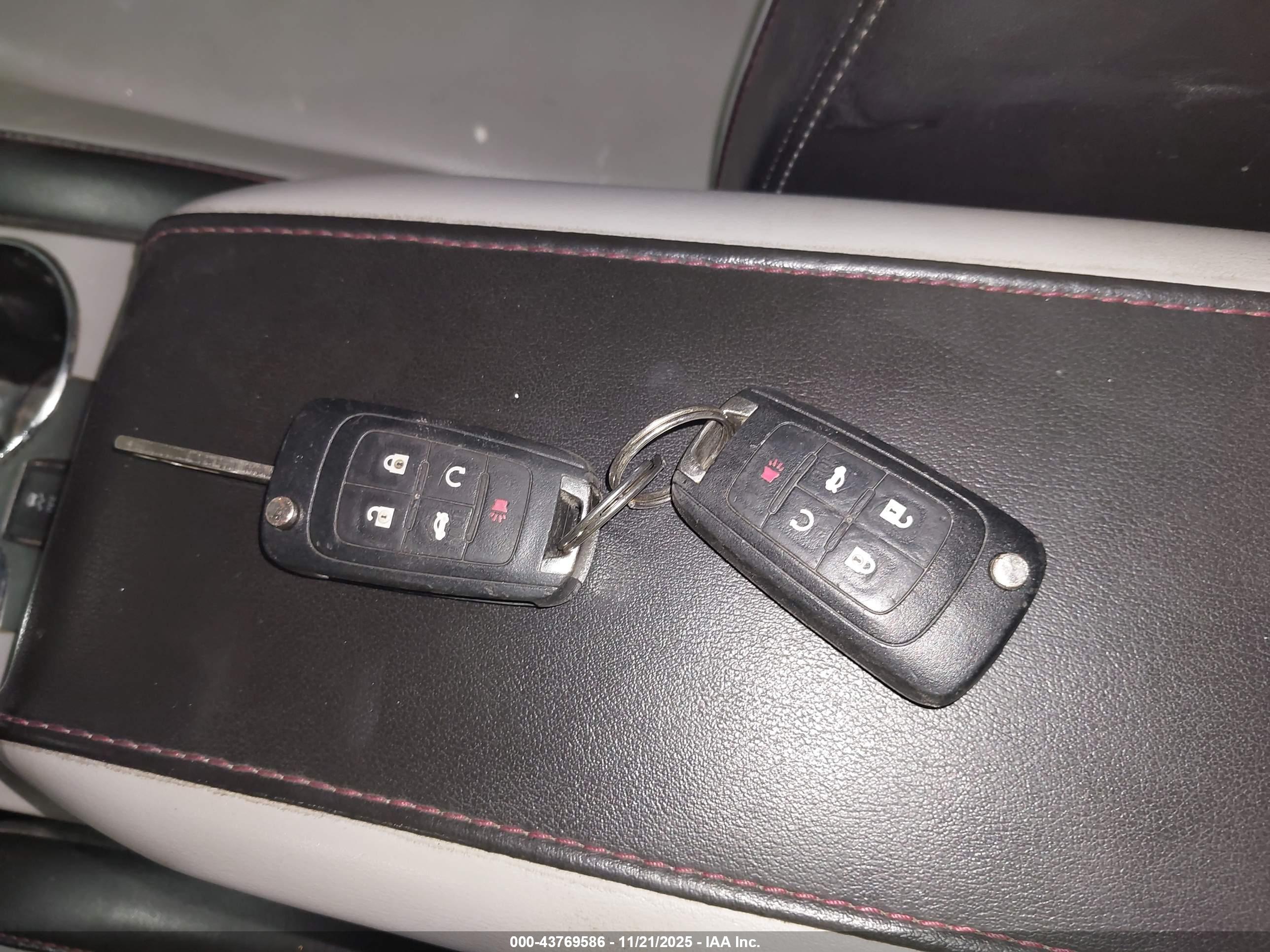 GMC TERRAIN image 11